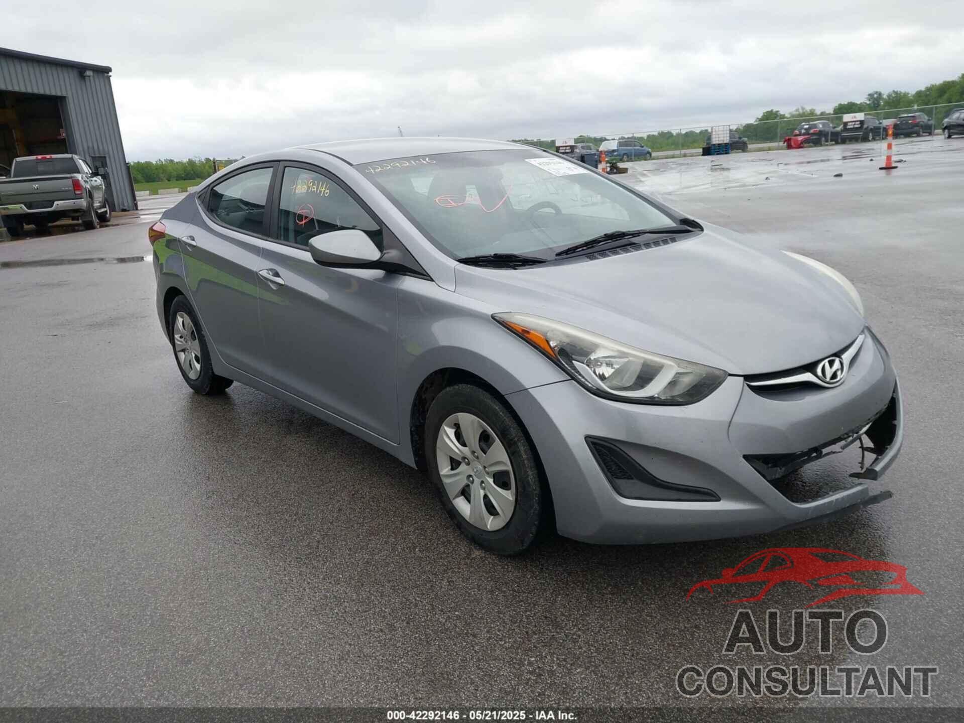 HYUNDAI ELANTRA 2016 - 5NPDH4AE7GH739181