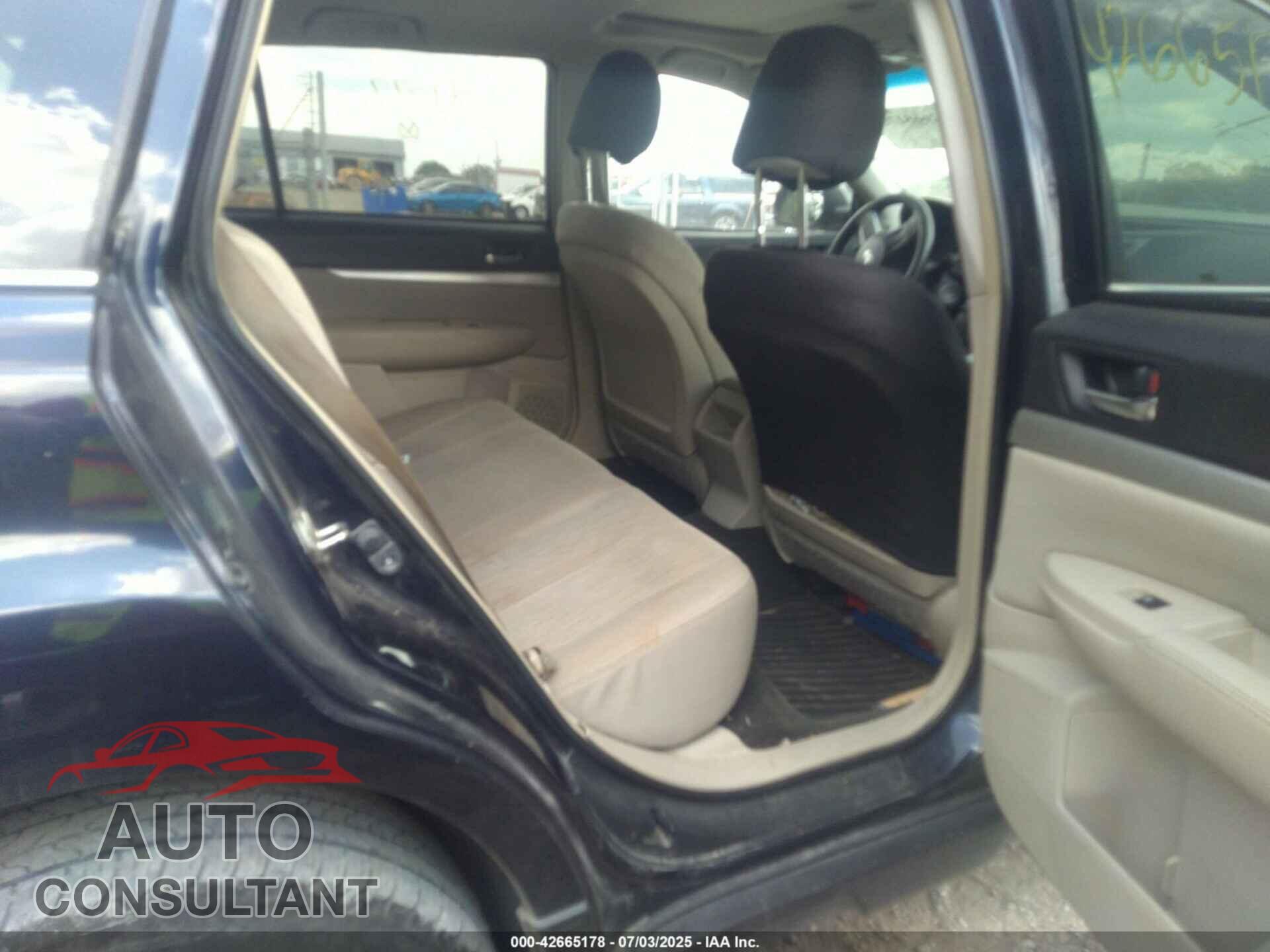 SUBARU OUTBACK 2013 - 4S4BRBGC3D3249077