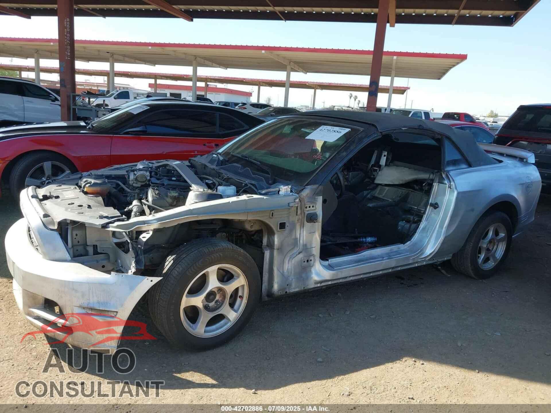 FORD MUSTANG 2014 - 1ZVBP8EM3E5272001