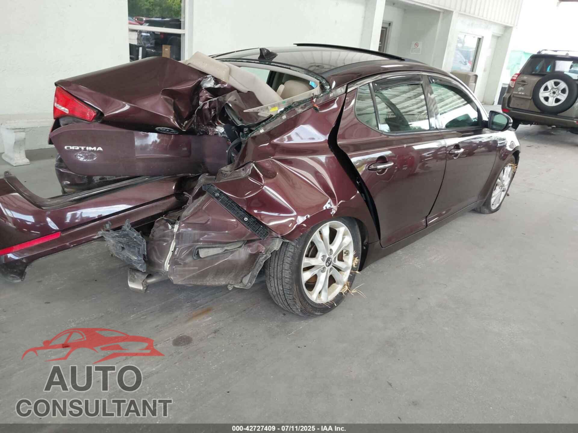 KIA OPTIMA 2011 - KNAGN4A71B5176092
