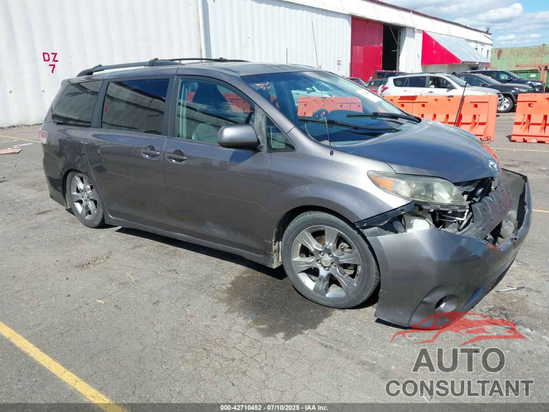 TOYOTA SIENNA 2011 - 5TDXK3DCXBS059958