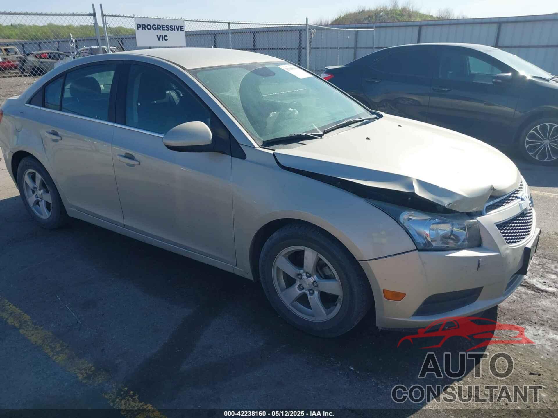 CHEVROLET CRUZE 2014 - 1G1PC5SB3E7147647