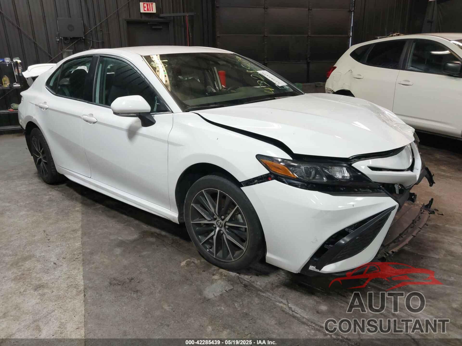 TOYOTA CAMRY 2023 - 4T1G11AK2PU775383