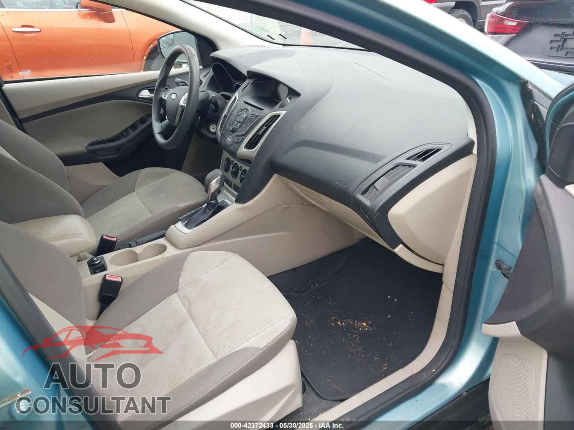 FORD FOCUS 2012 - 1FAHP3F2XCL261363