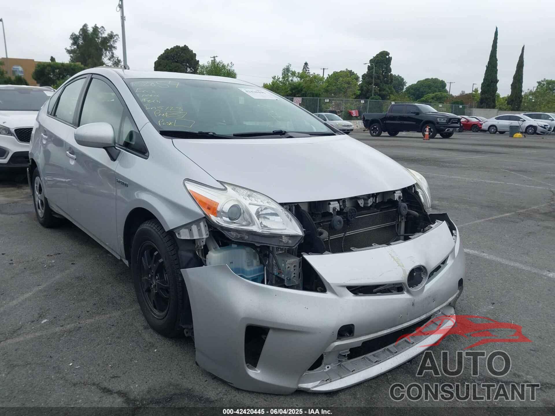 TOYOTA PRIUS 2015 - JTDKN3DU5F1931380