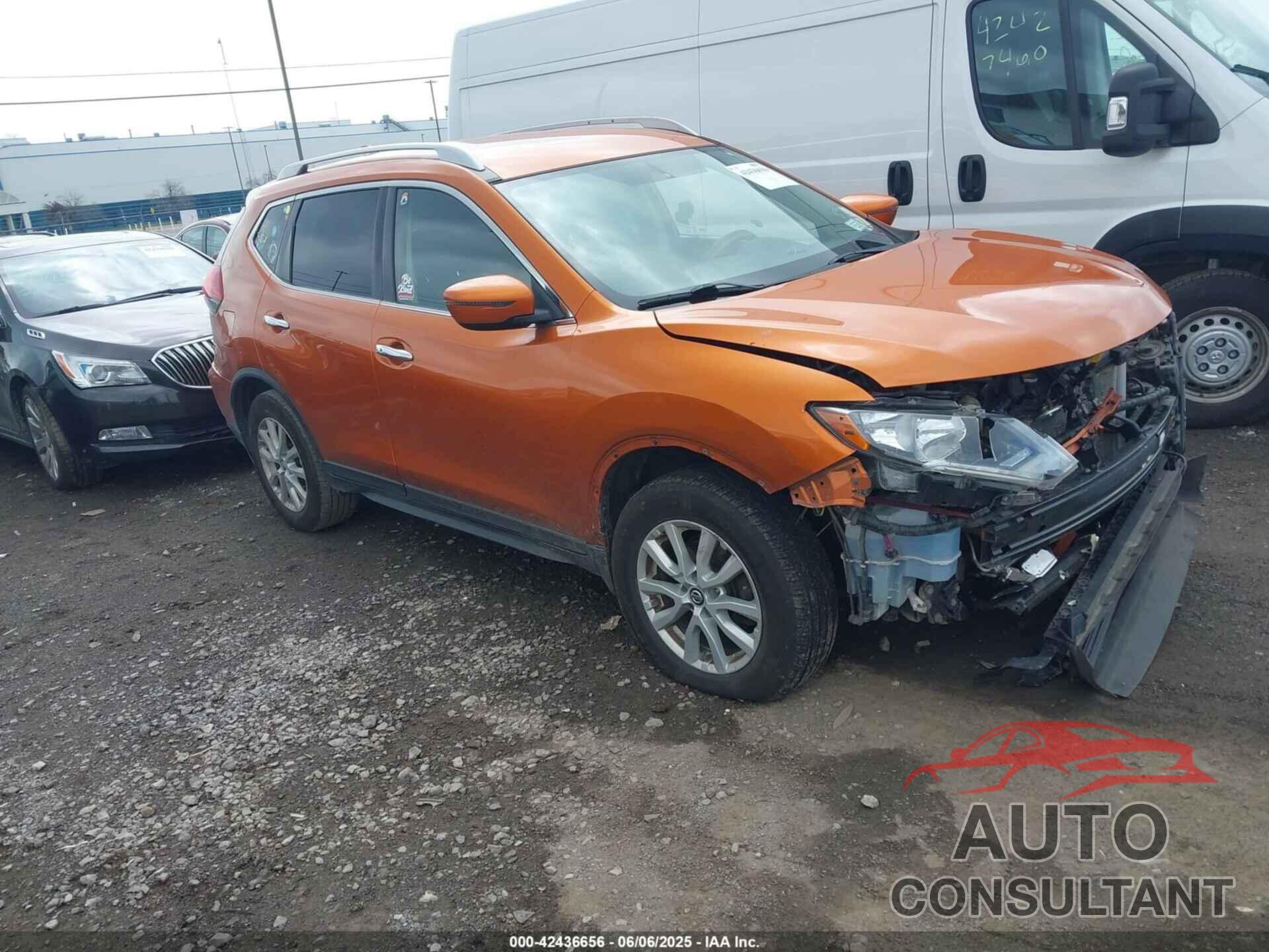 NISSAN ROGUE 2018 - JN8AT2MV7JW340312