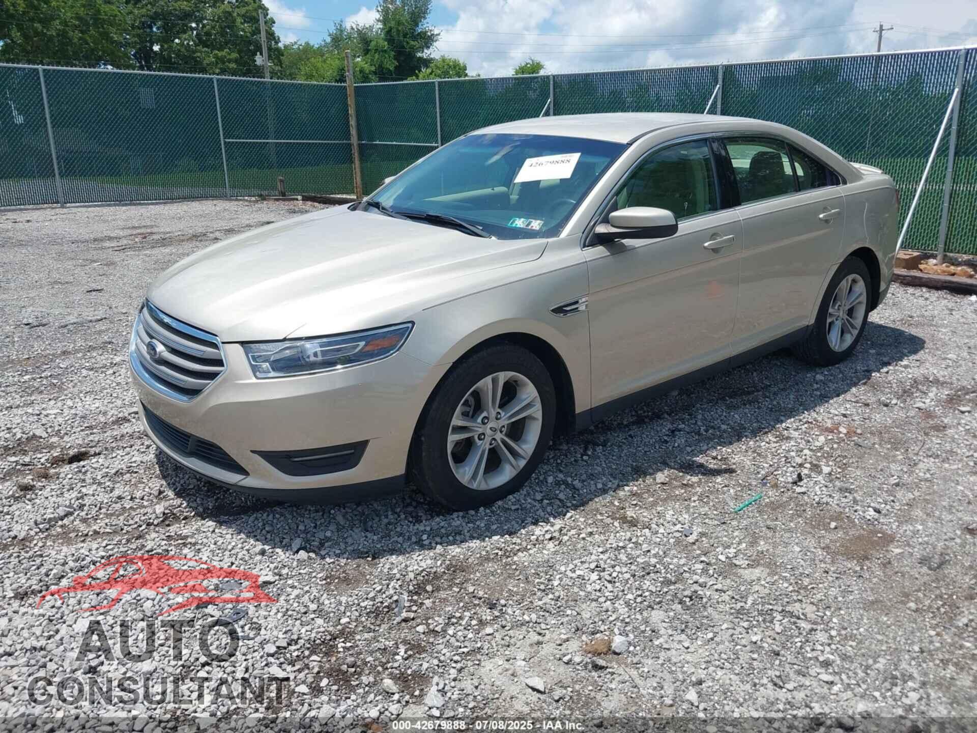 FORD TAURUS 2017 - 1FAHP2E86HG136814