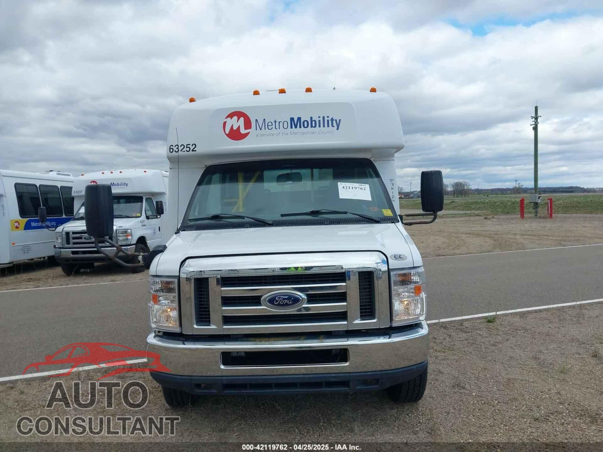 FORD E-450 CUTAWAY 2019 - 1FDFE4FS1KDC60619