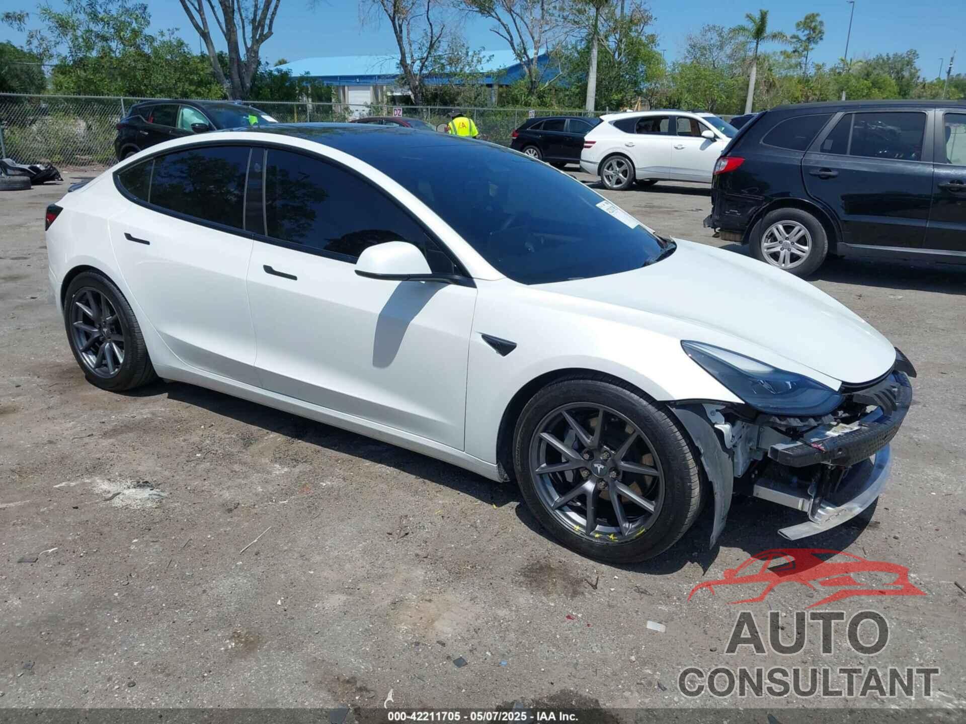 TESLA MODEL 3 2022 - 5YJ3E1EB4NF163001