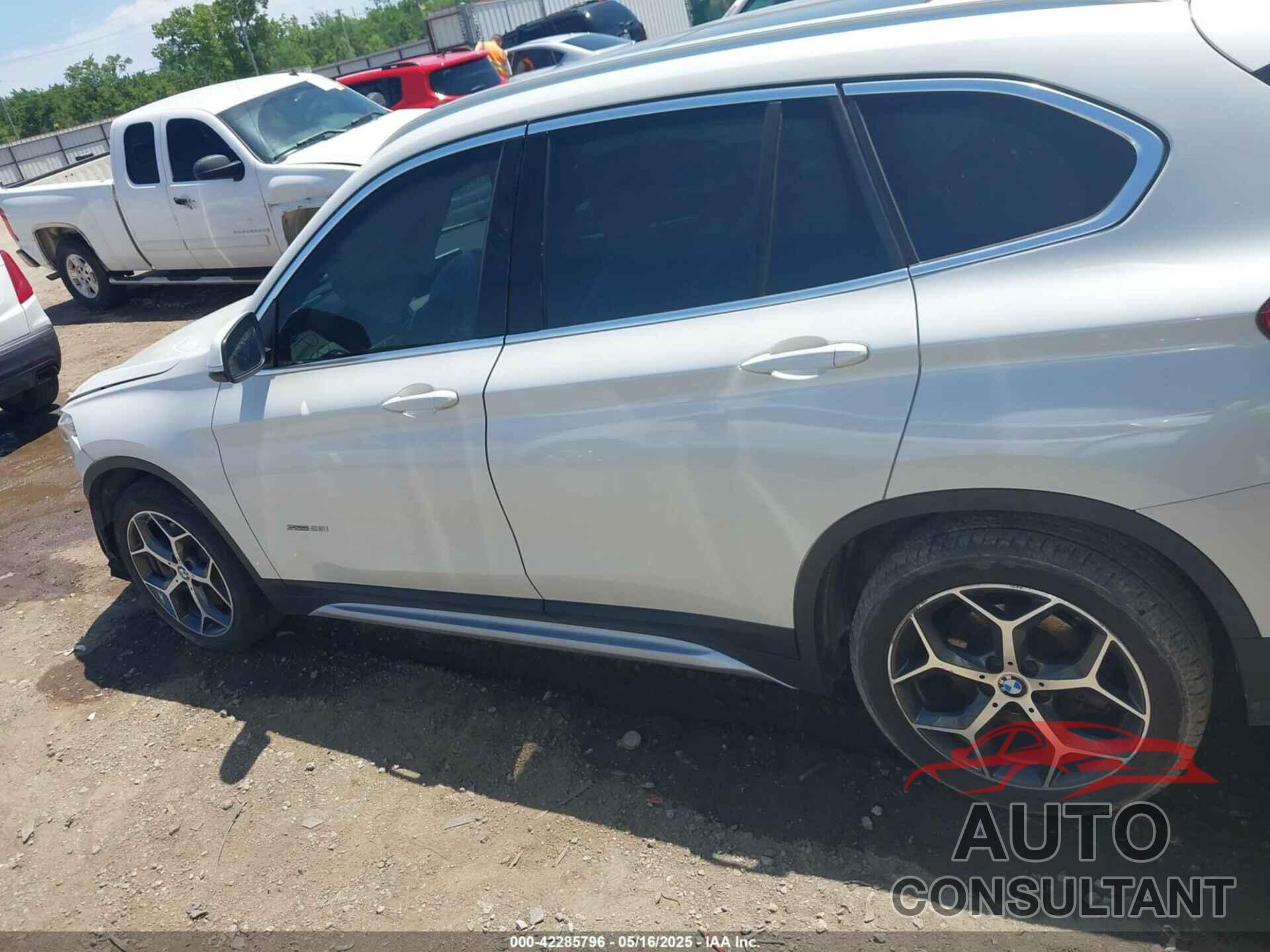 BMW X1 2018 - WBXHU7C37J5H38992
