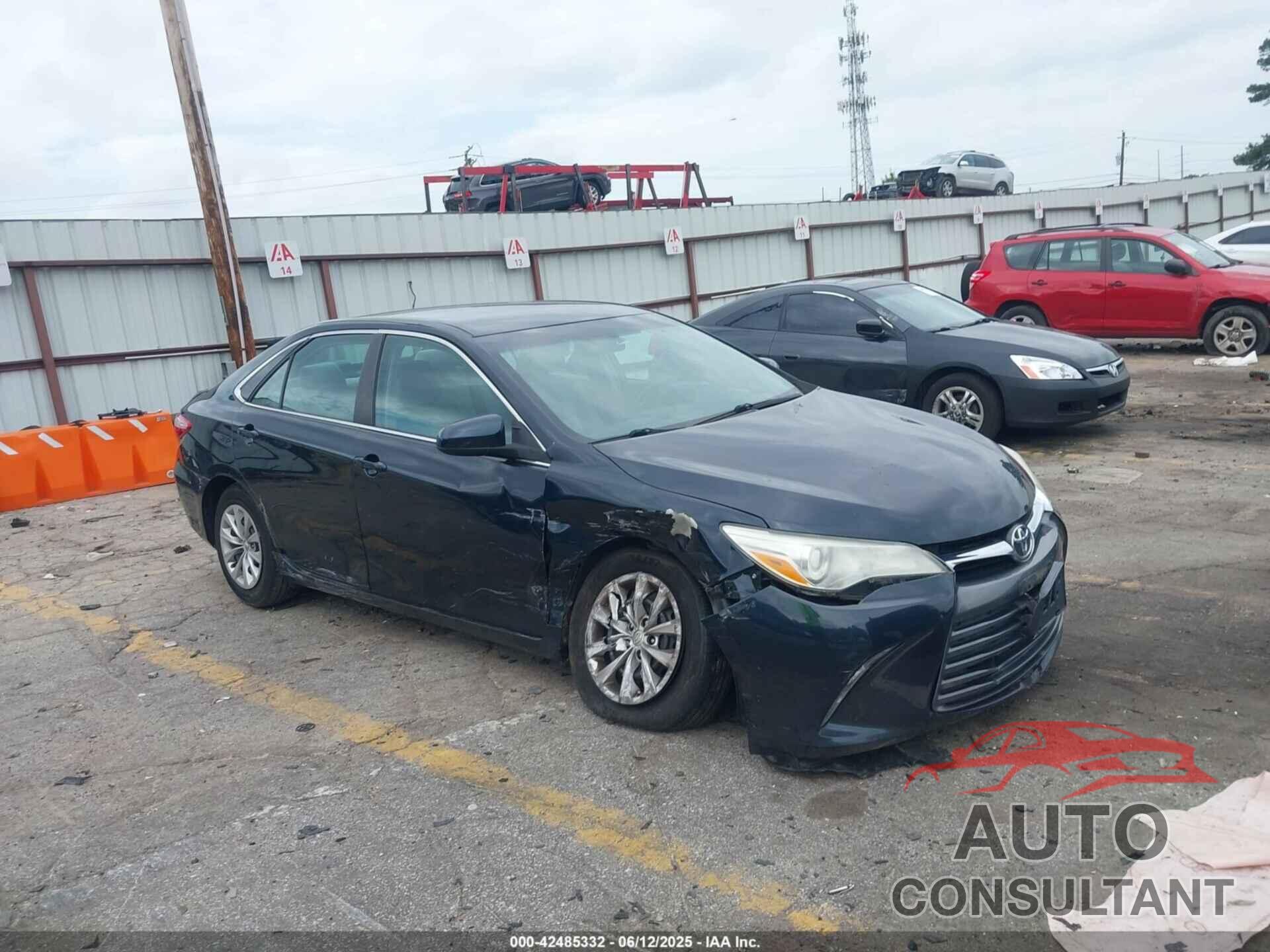 TOYOTA CAMRY 2016 - 4T4BF1FK8GR531277
