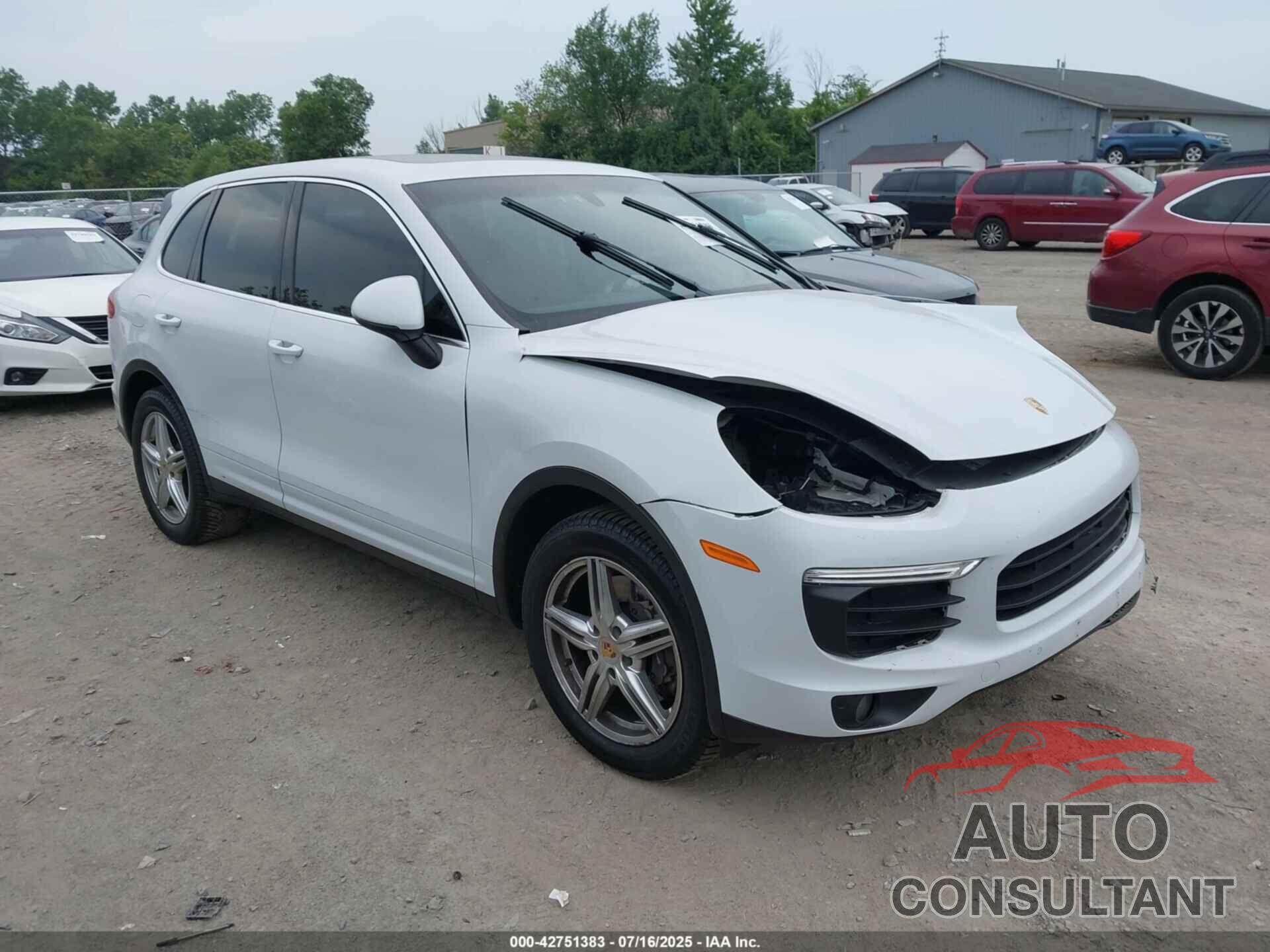 PORSCHE CAYENNE 2016 - WP1AA2A27GKA08834