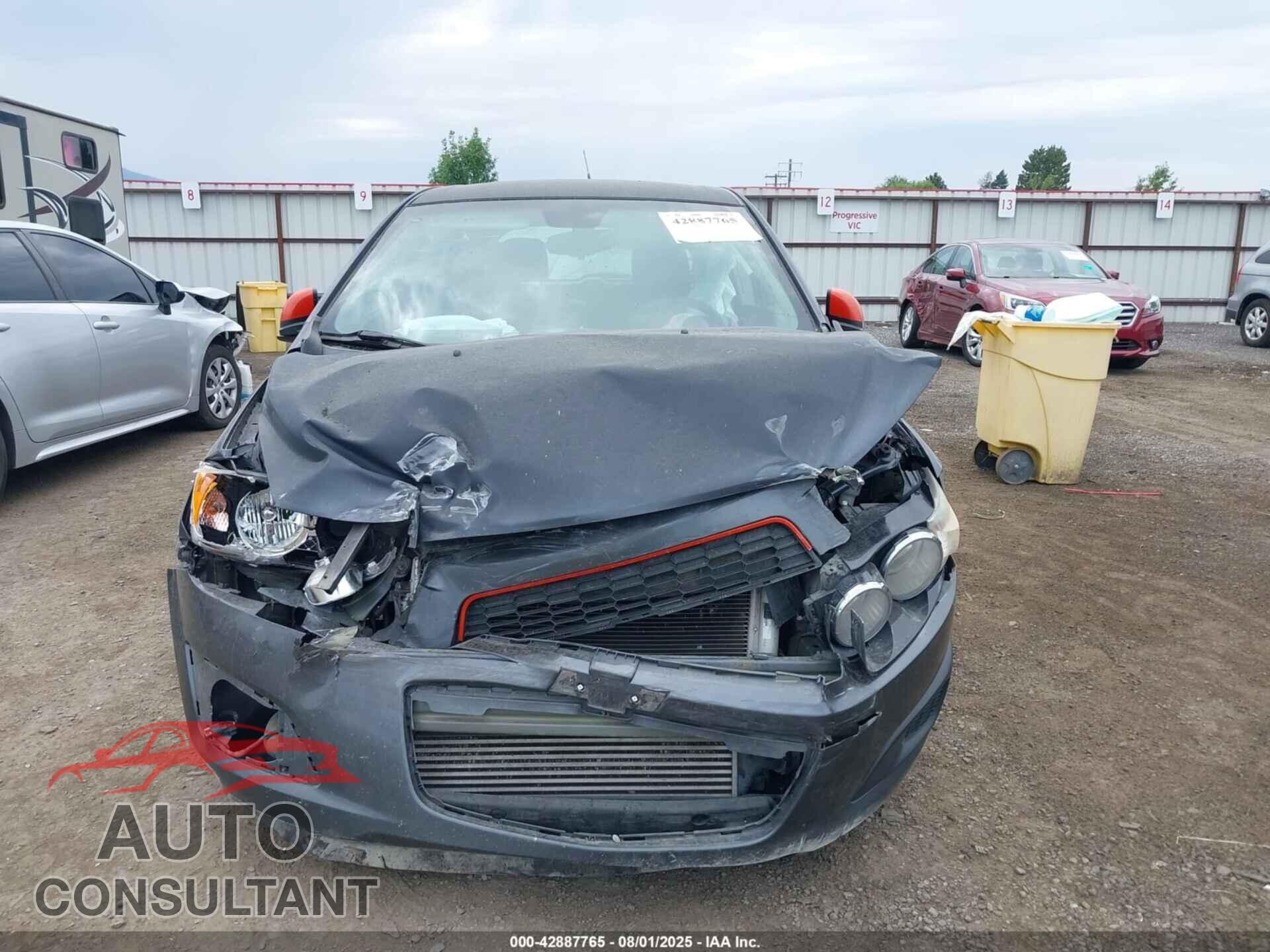 CHEVROLET SONIC 2012 - 1G1JD6SB6C4185235