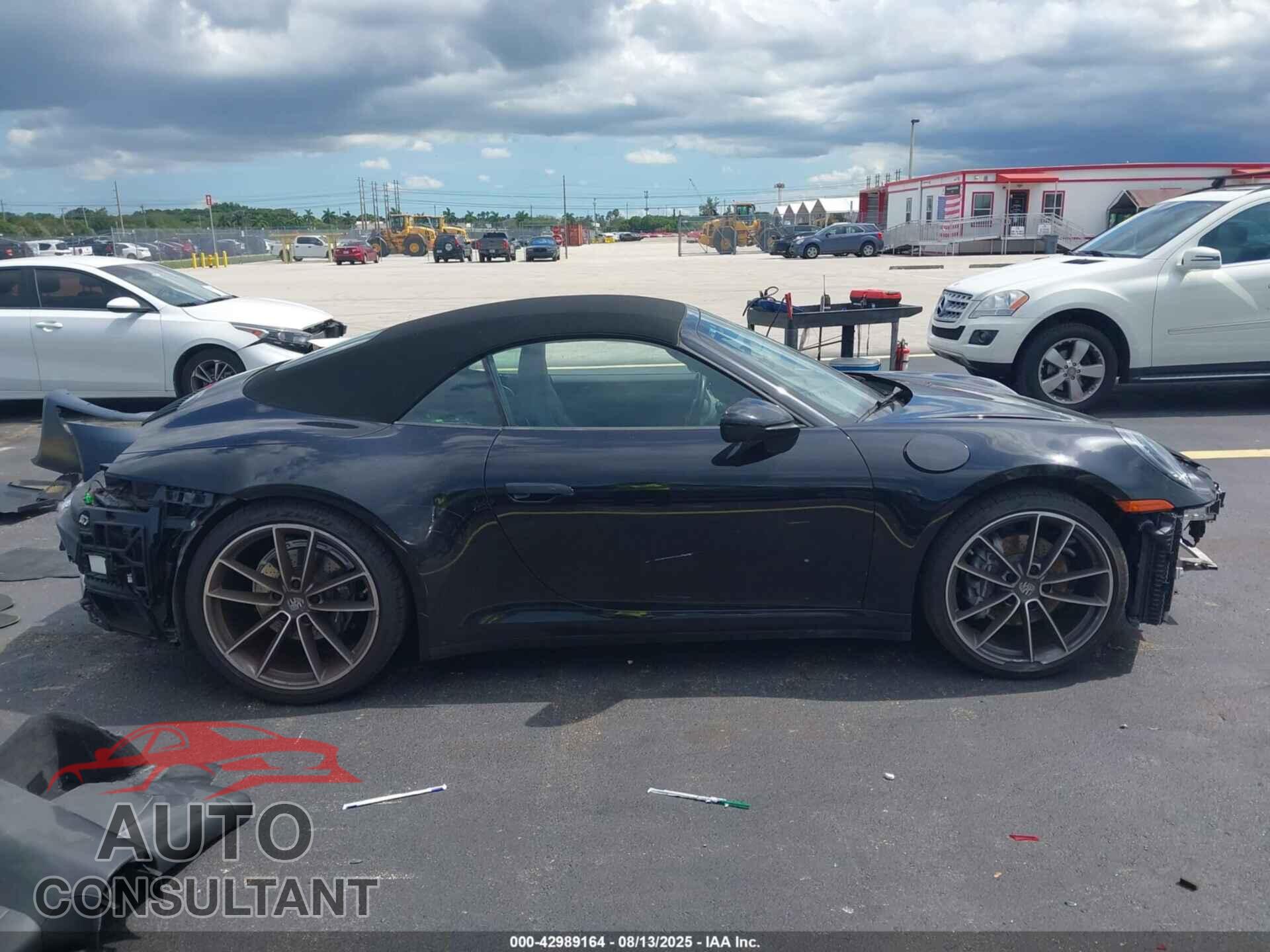 PORSCHE 911 2022 - WP0CA2A97NS237101