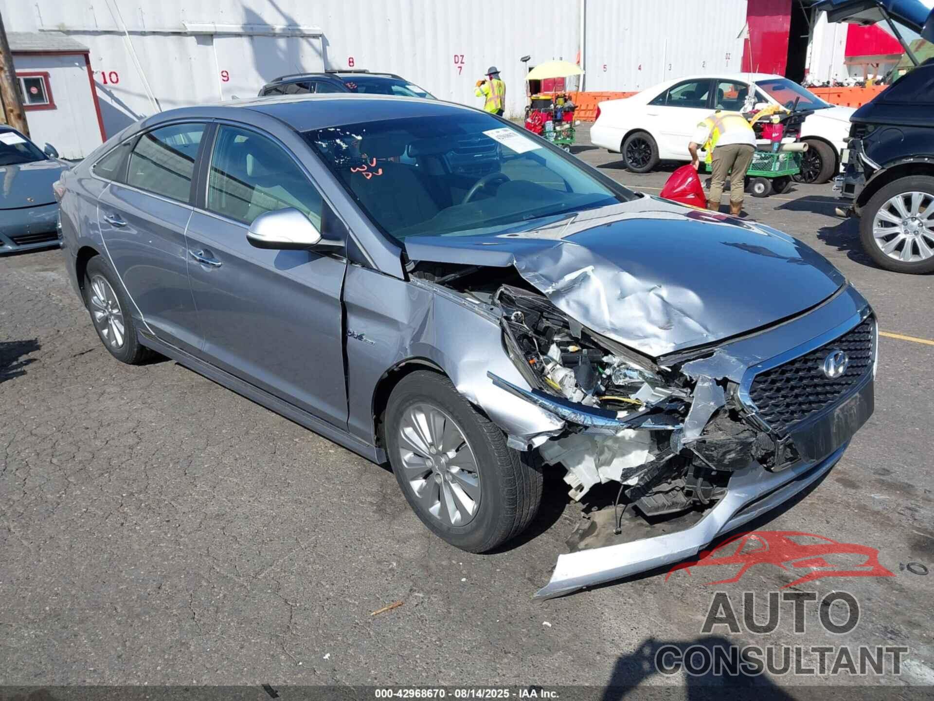 HYUNDAI SONATA HYBRID 2016 - KMHE24L1XGA013897