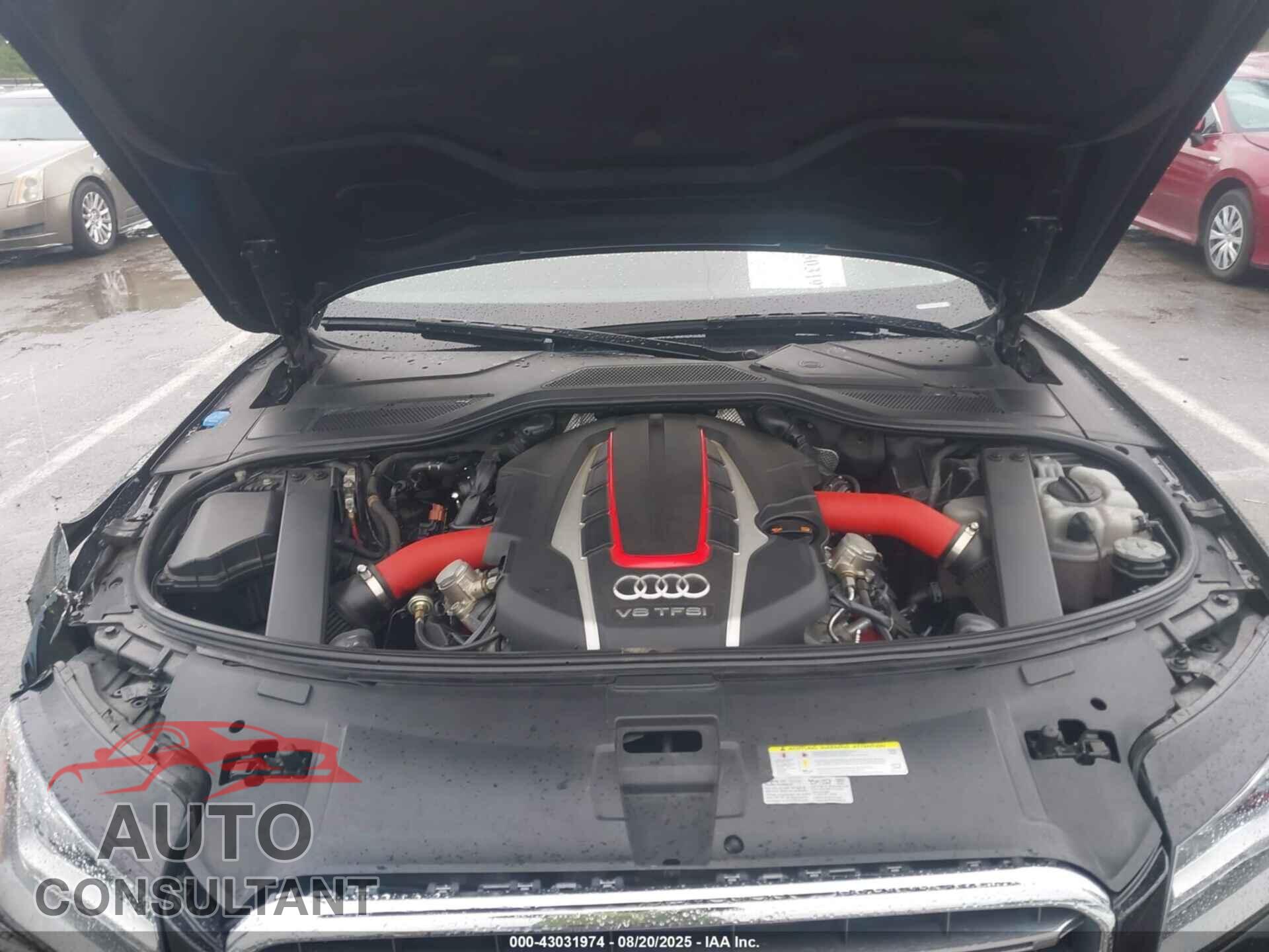 AUDI S8 2013 - WAUD2AFD4DN033777
