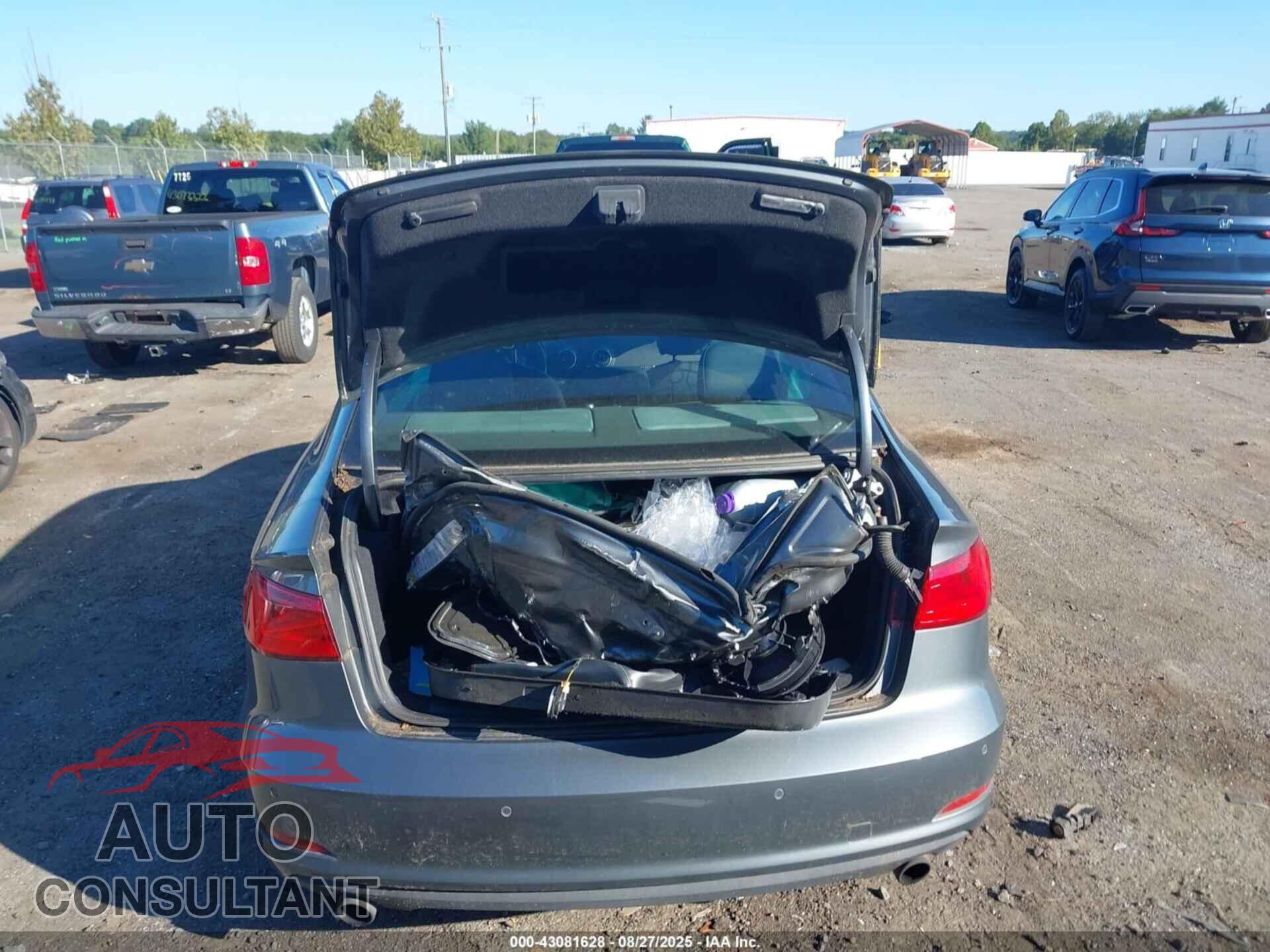 AUDI A3 2015 - WAUBFGFF4F1113185