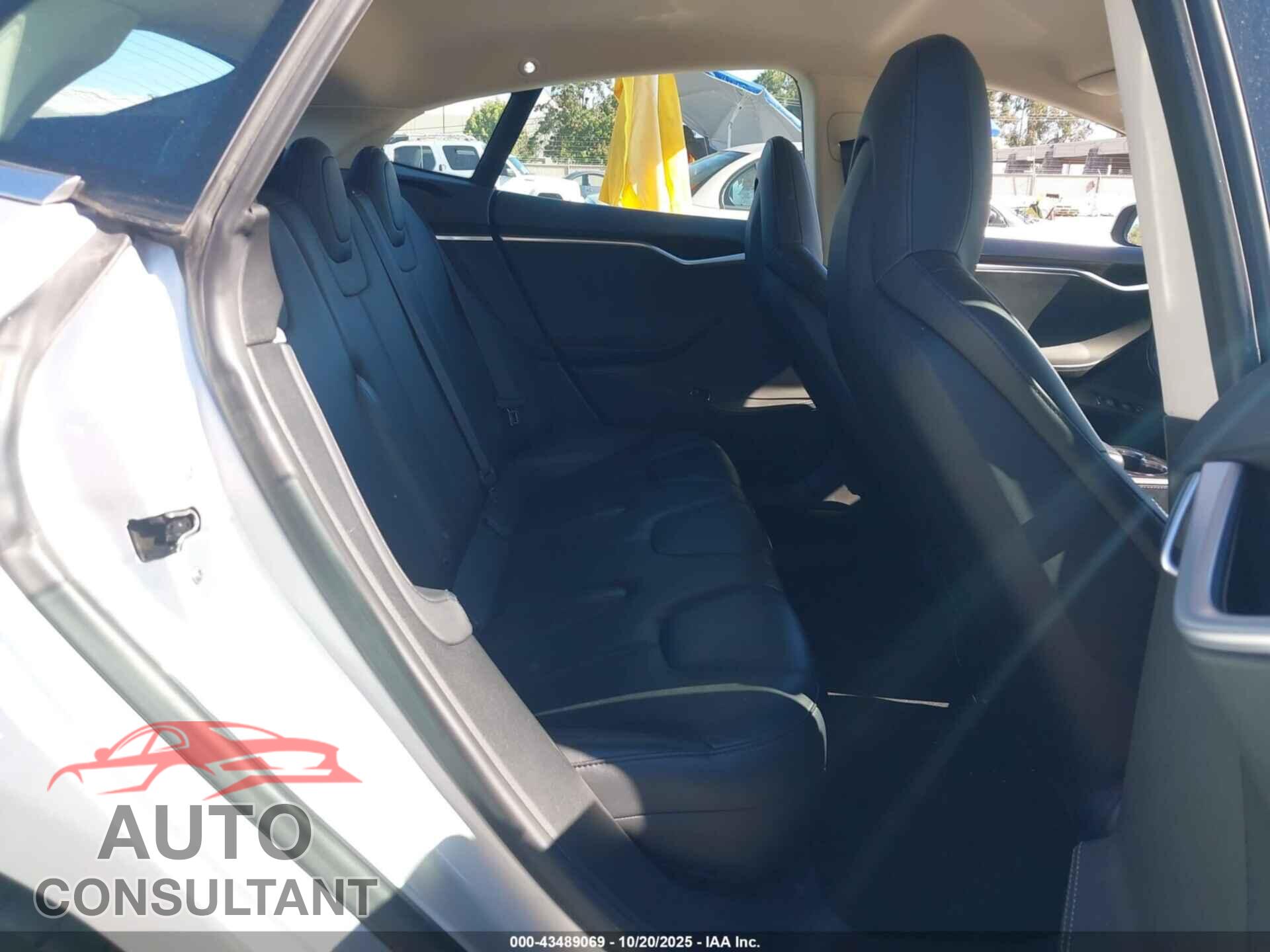 TESLA MODEL S 2013 - 5YJSA1CN7DFP27209