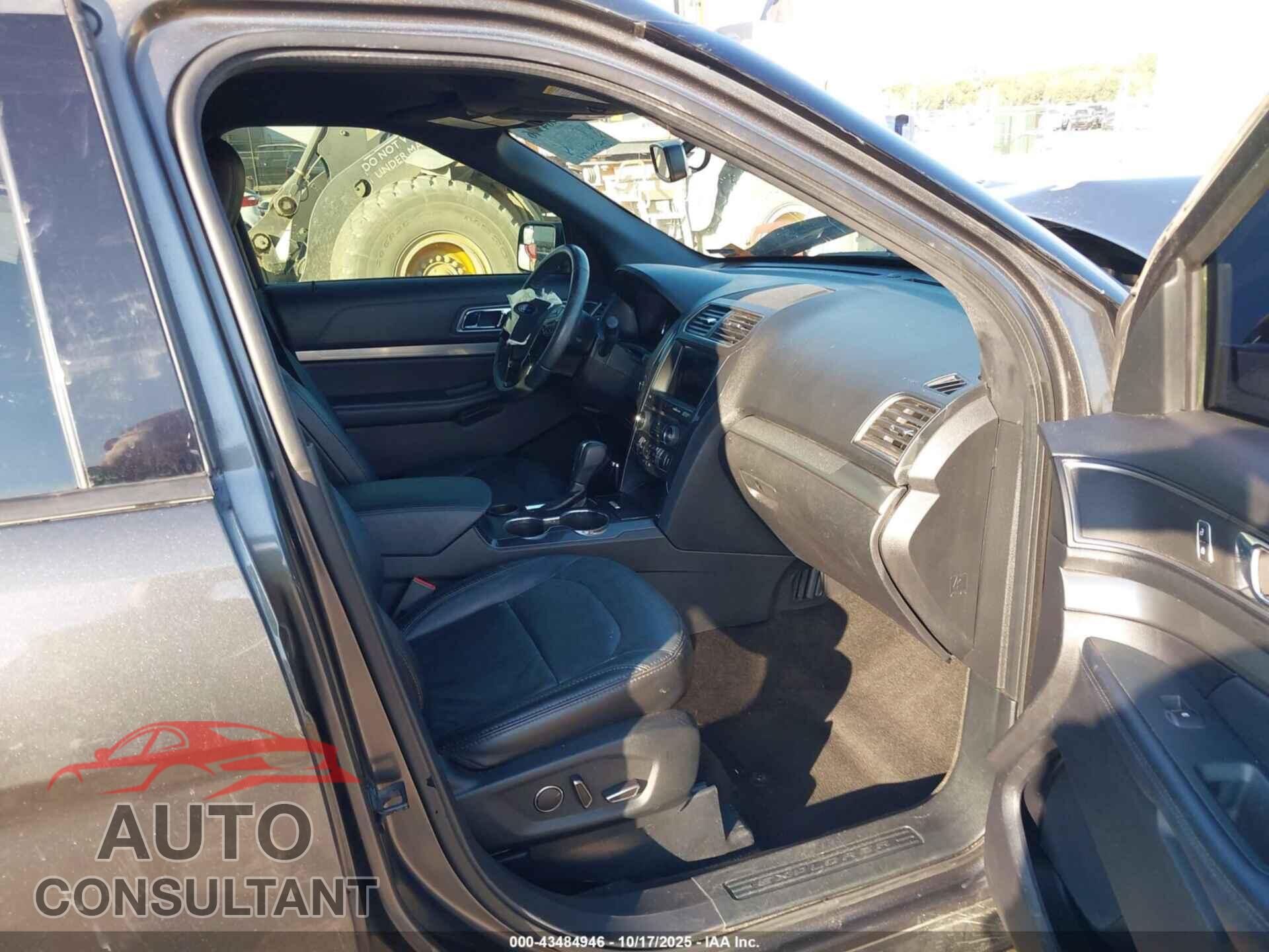 FORD EXPLORER 2018 - 1FM5K7DH4JGB64901