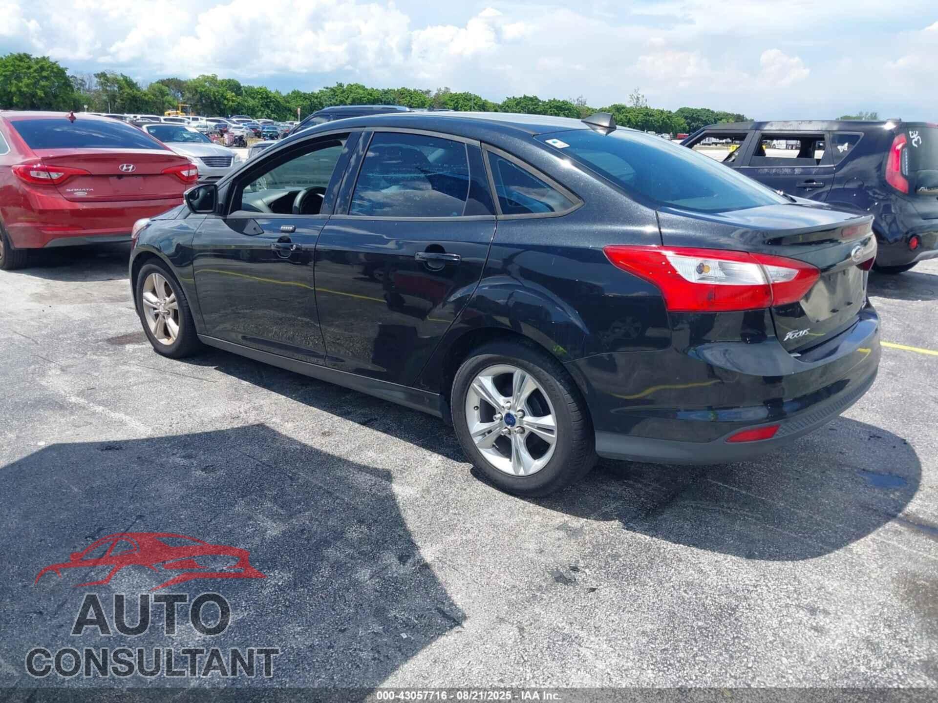FORD FOCUS 2014 - 1FADP3F29EL125419