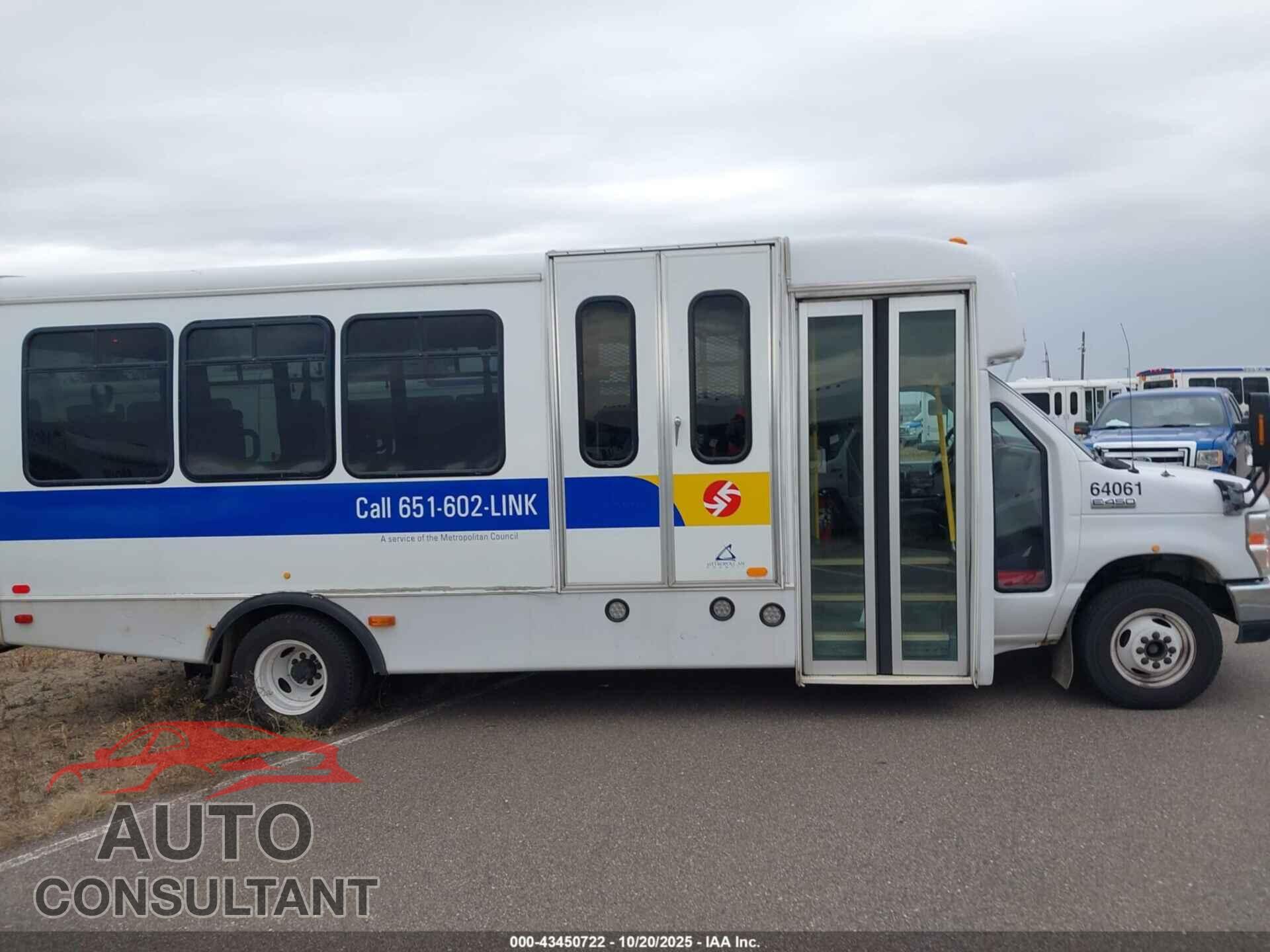 FORD E-450 CUTAWAY 2018 - 1FDFE4FS2JDC17454