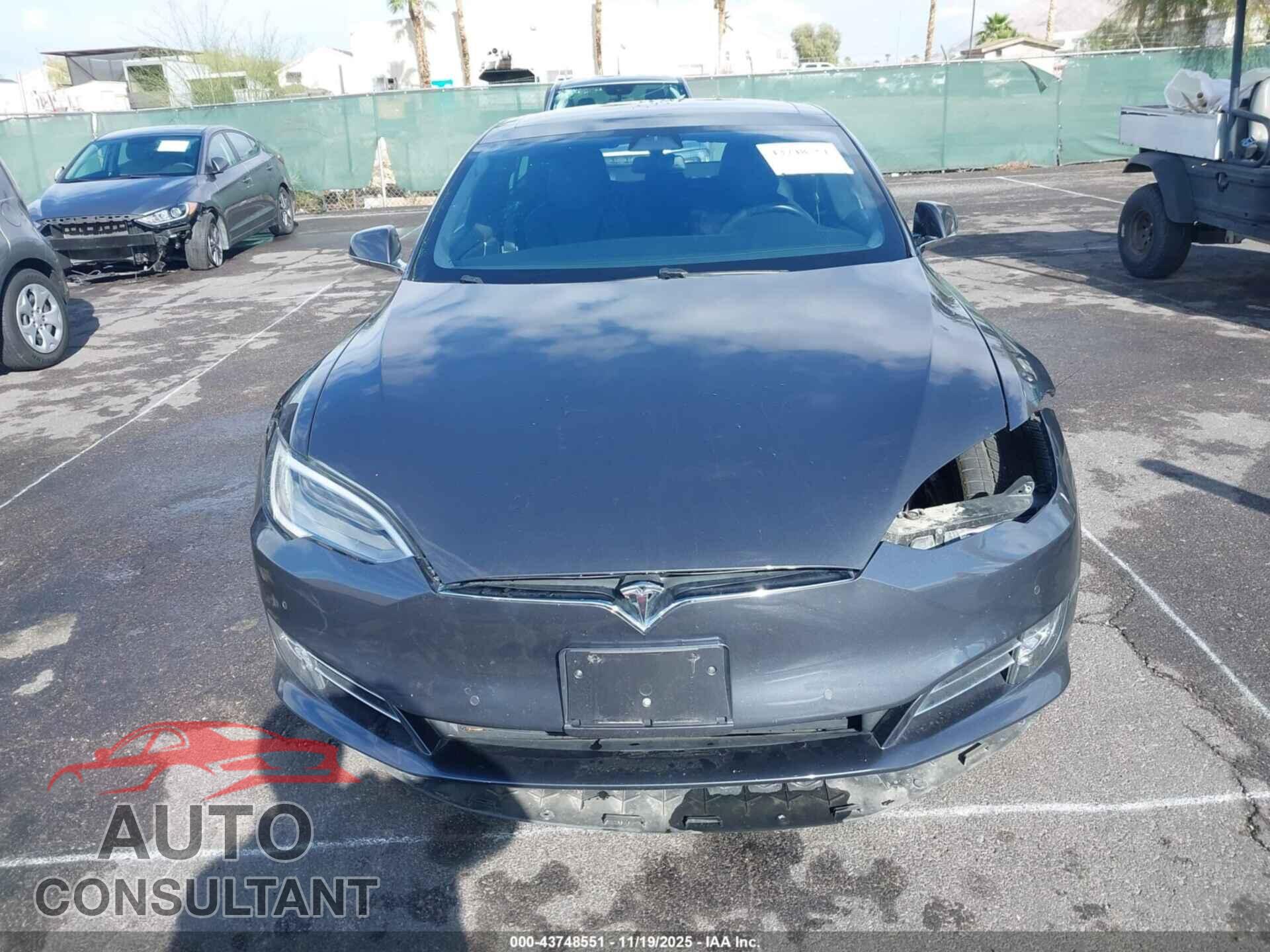 TESLA MODEL S 2018 - 5YJSA1E28JF296426