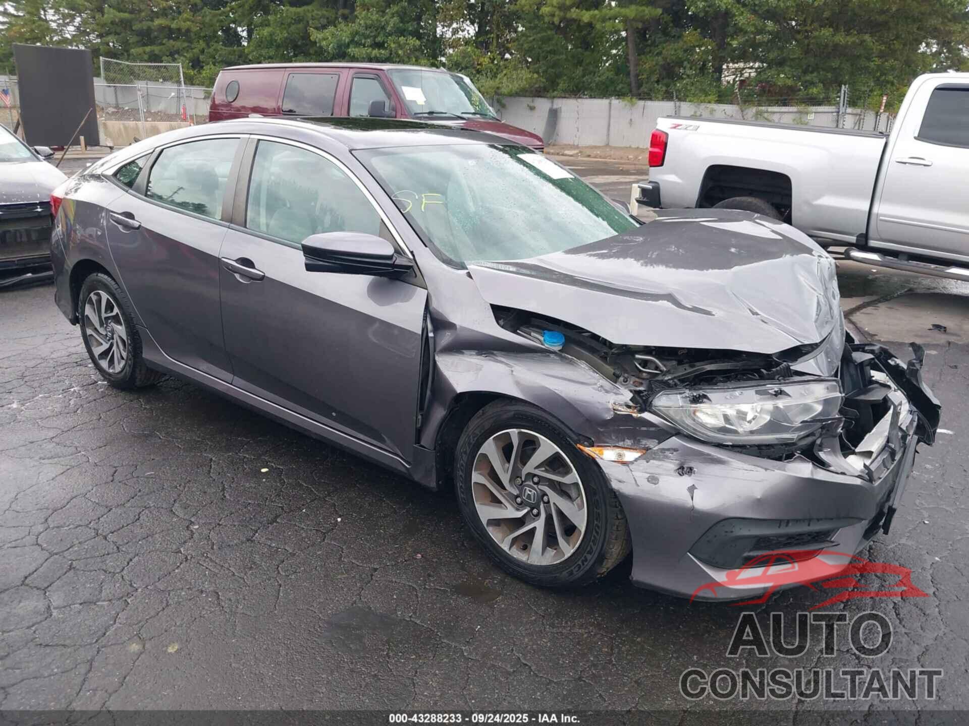 HONDA CIVIC 2018 - 2HGFC2F70JH566899