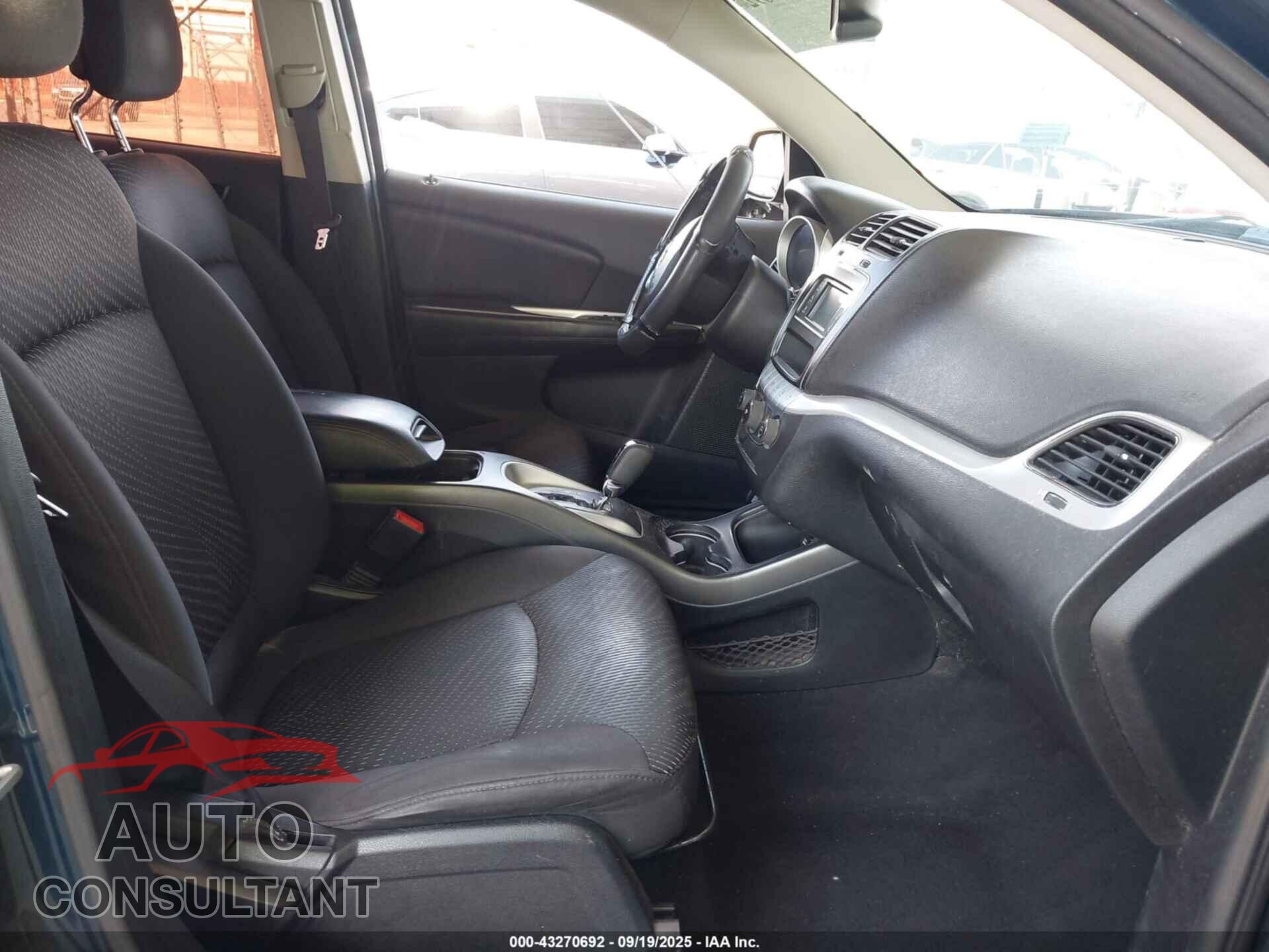 DODGE JOURNEY 2015 - 3C4PDCAB8FT587824