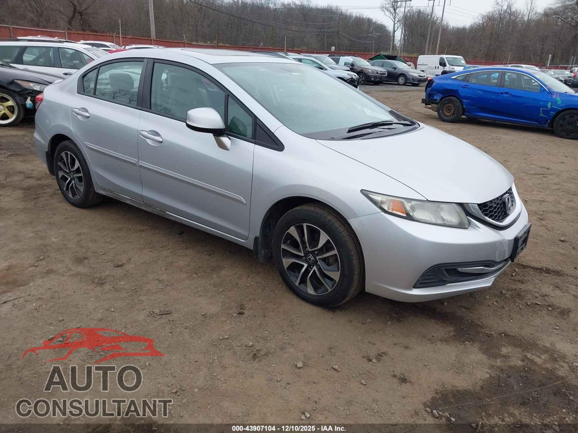 HONDA CIVIC 2013 - 2HGFB2F85DH532716