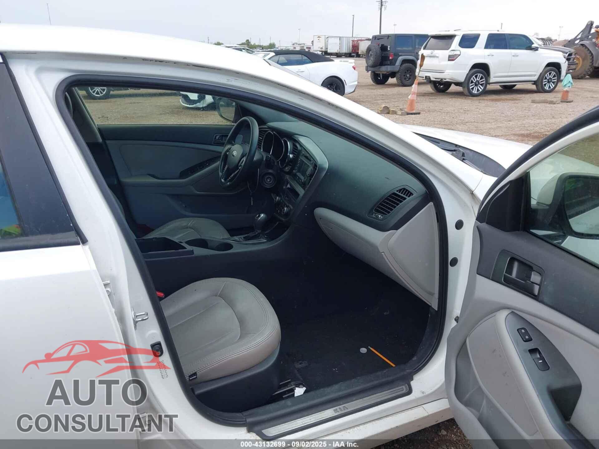 KIA OPTIMA 2013 - KNAGM4A75D5377953