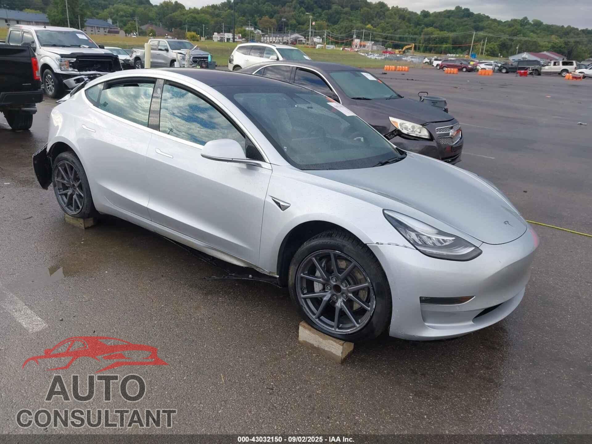 TESLA MODEL 3 2018 - 5YJ3E1EA8JF007061