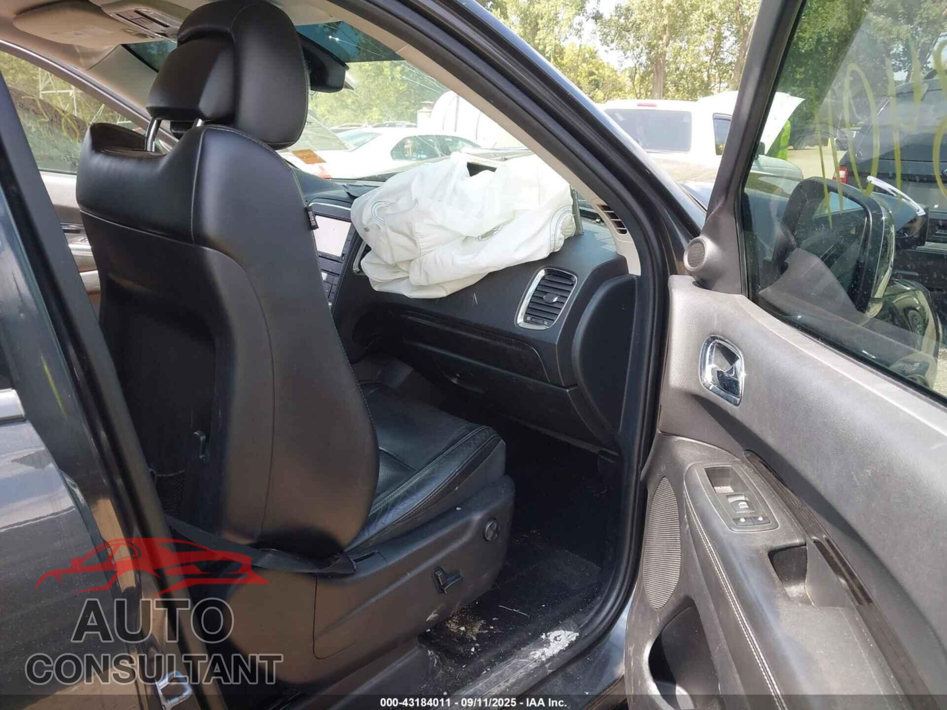 DODGE DURANGO 2011 - 1D4SE5GT7BC712324