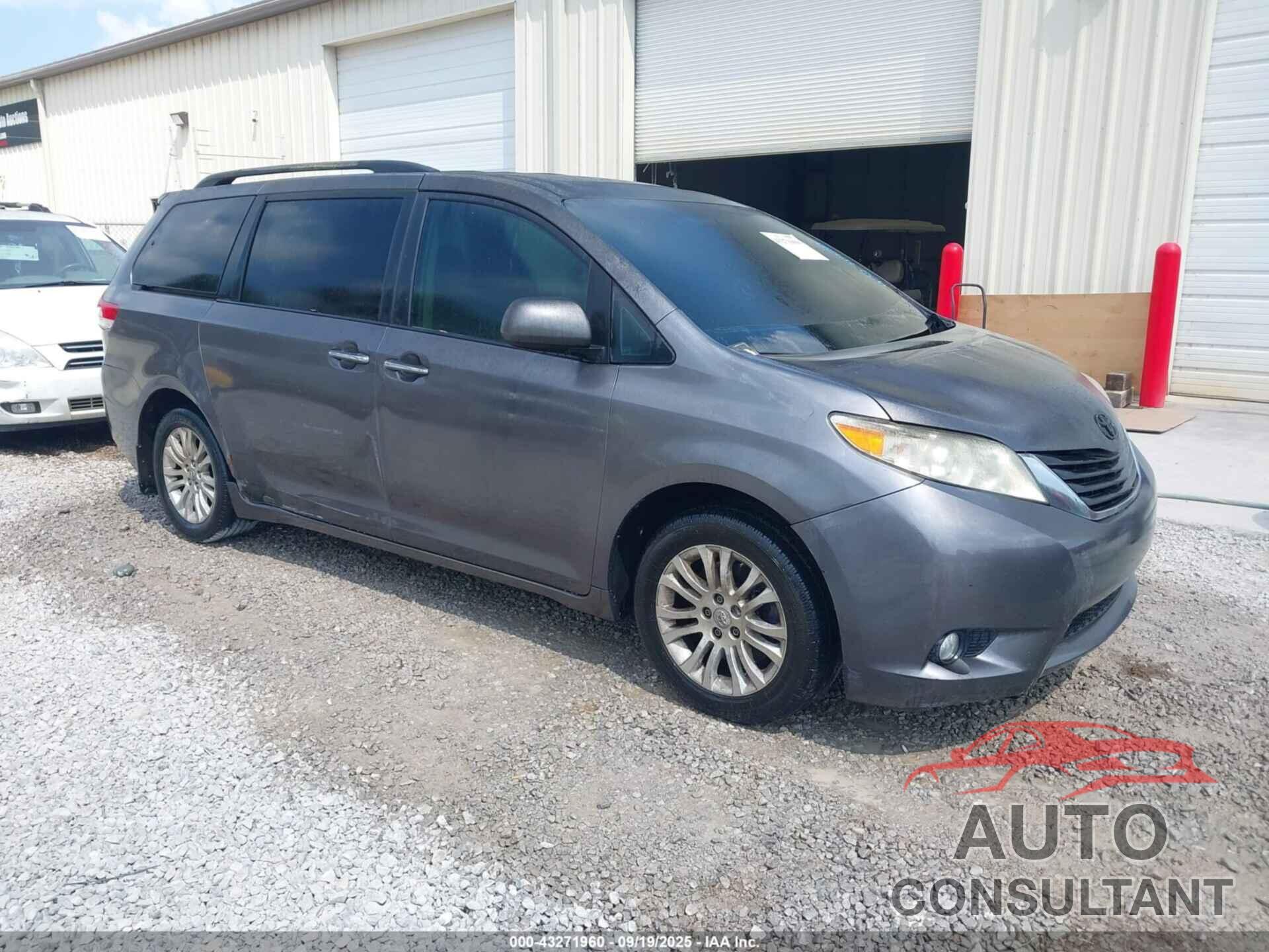 TOYOTA SIENNA 2011 - 5TDYK3DC1BS122532