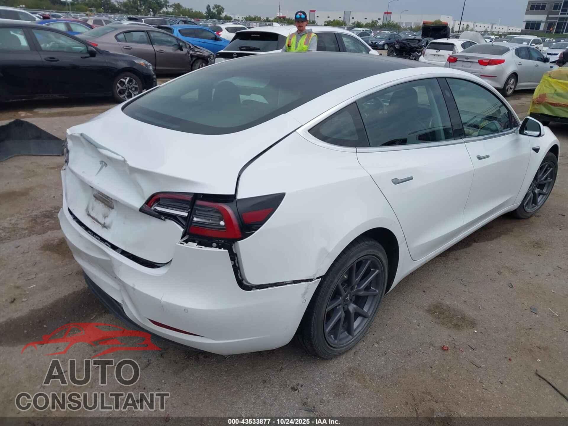 TESLA MODEL 3 2018 - 5YJ3E1EA1JF059700