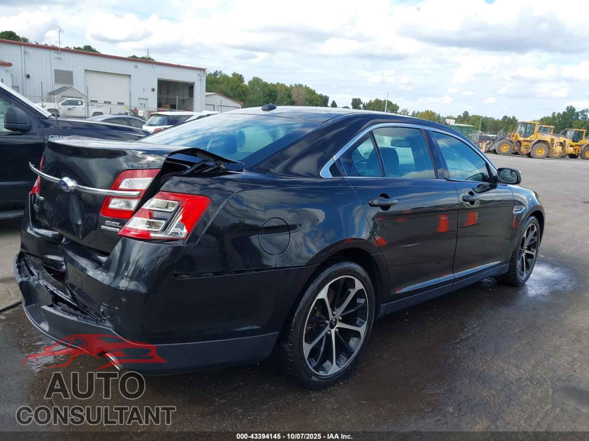 FORD TAURUS 2014 - 1FAHP2E87EG152113
