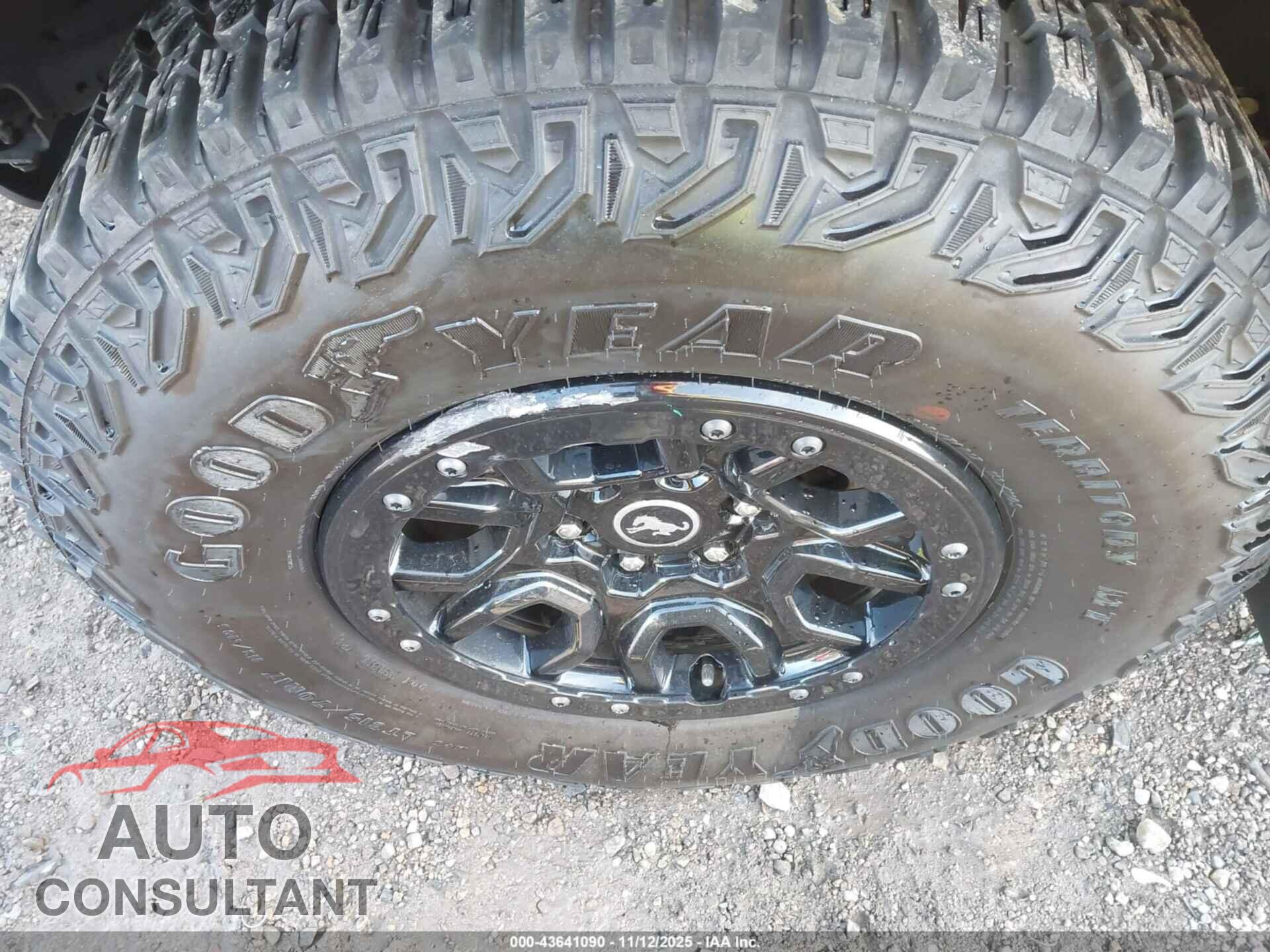 FORD BRONCO 2023 - 1FMEE5DP4PLB58342