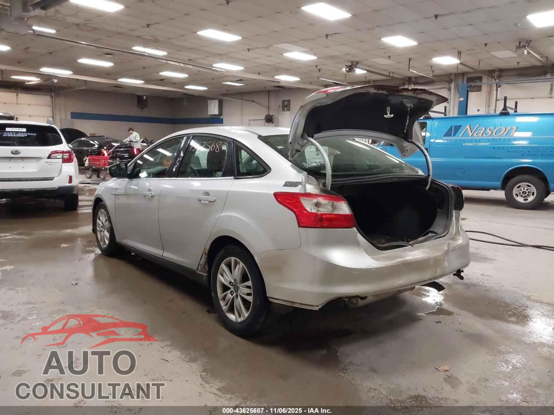 FORD FOCUS 2012 - 1FAHP3H25CL374165