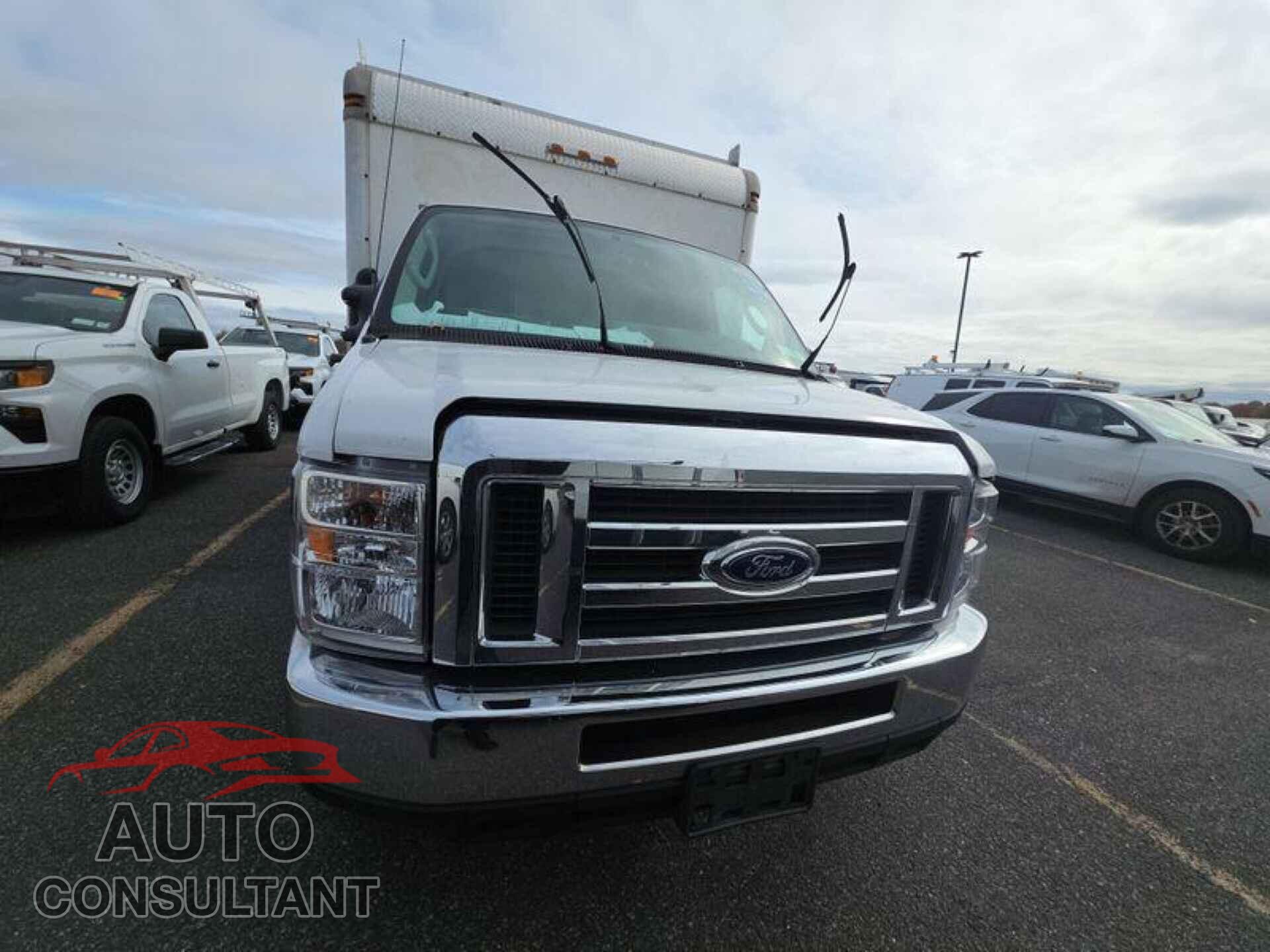 FORD E-350 CUTAWAY 2019 - 1FDWE3F67KDC16895