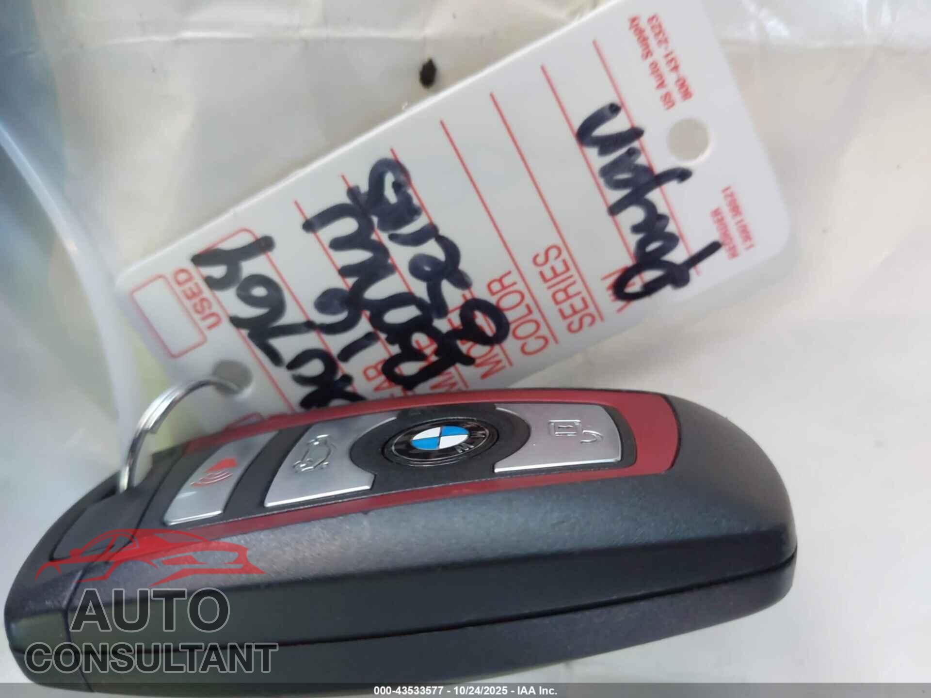 BMW 328I 2016 - WBA8E9G55GNU30613