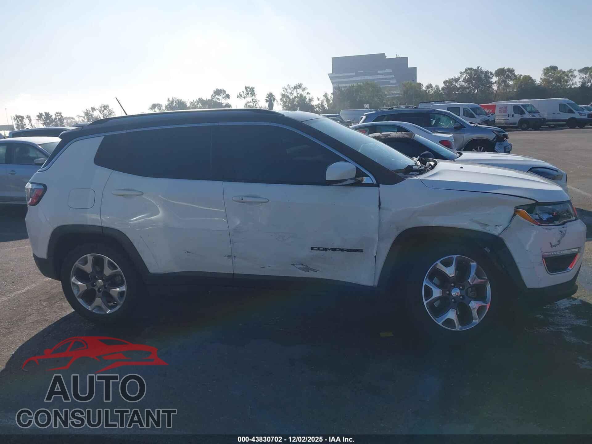 JEEP COMPASS 2019 - 3C4NJCCB4KT652773