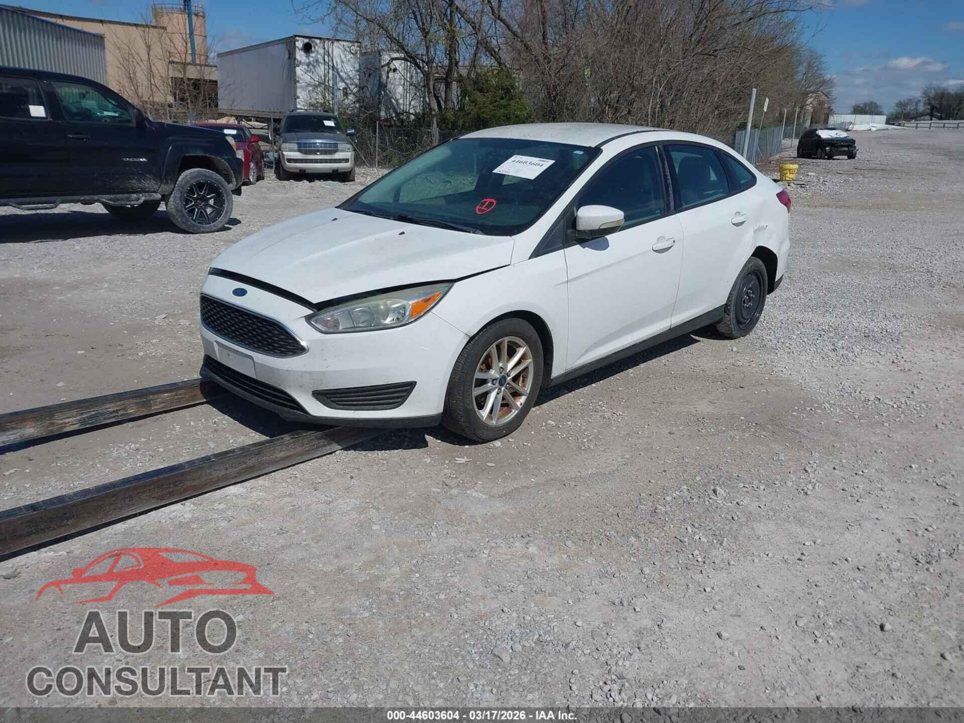 FORD FOCUS 2016 - 1FADP3F22GL272197