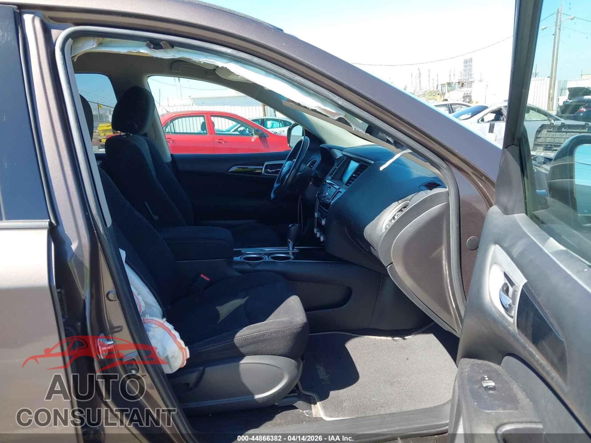 NISSAN PATHFINDER 2015 - 5N1AR2MN5FC642017