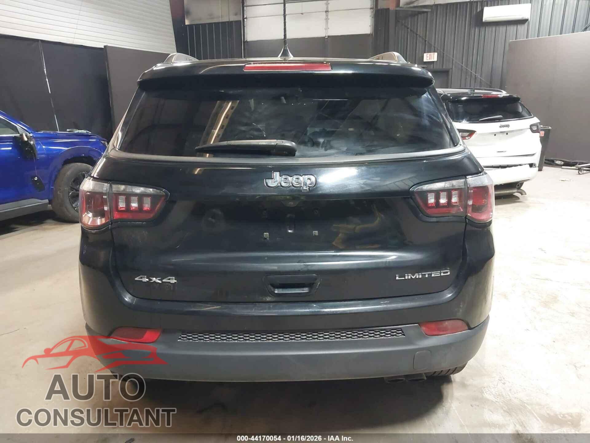 JEEP COMPASS 2018 - 3C4NJDCB0JT482397