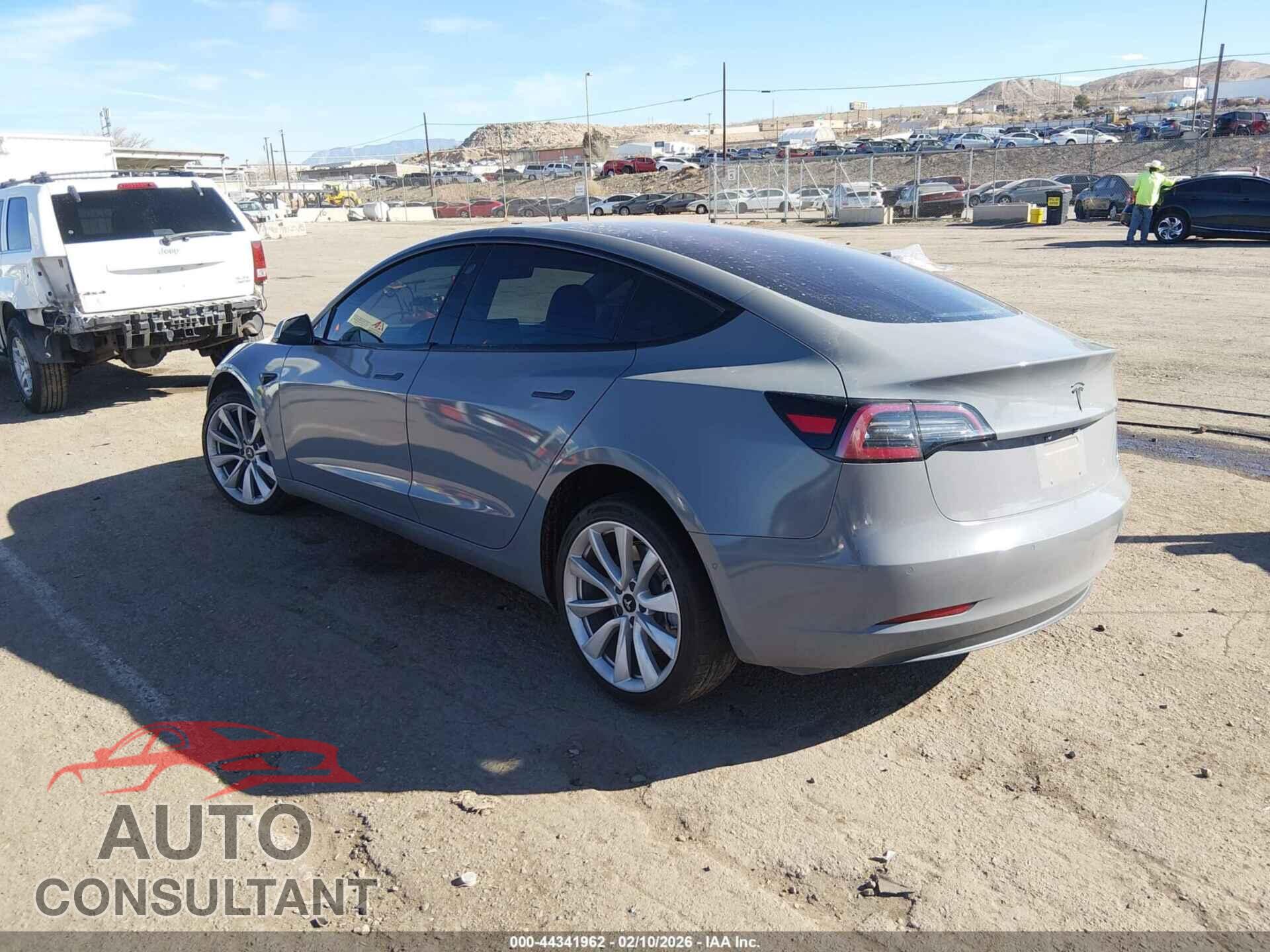 TESLA MODEL 3 2018 - 5YJ3E1EA3JF024480