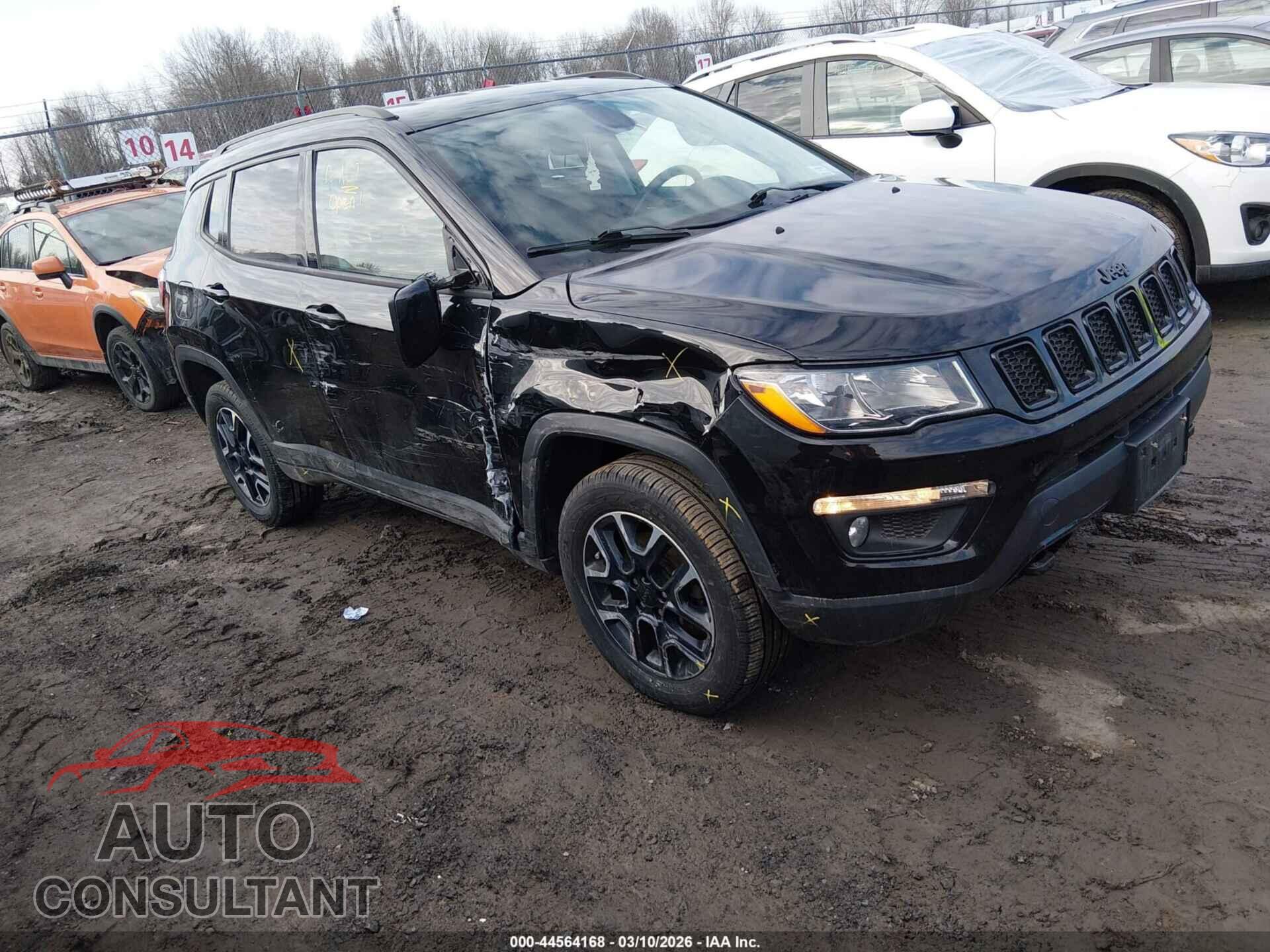 JEEP COMPASS 2019 - 3C4NJDAB4KT787700