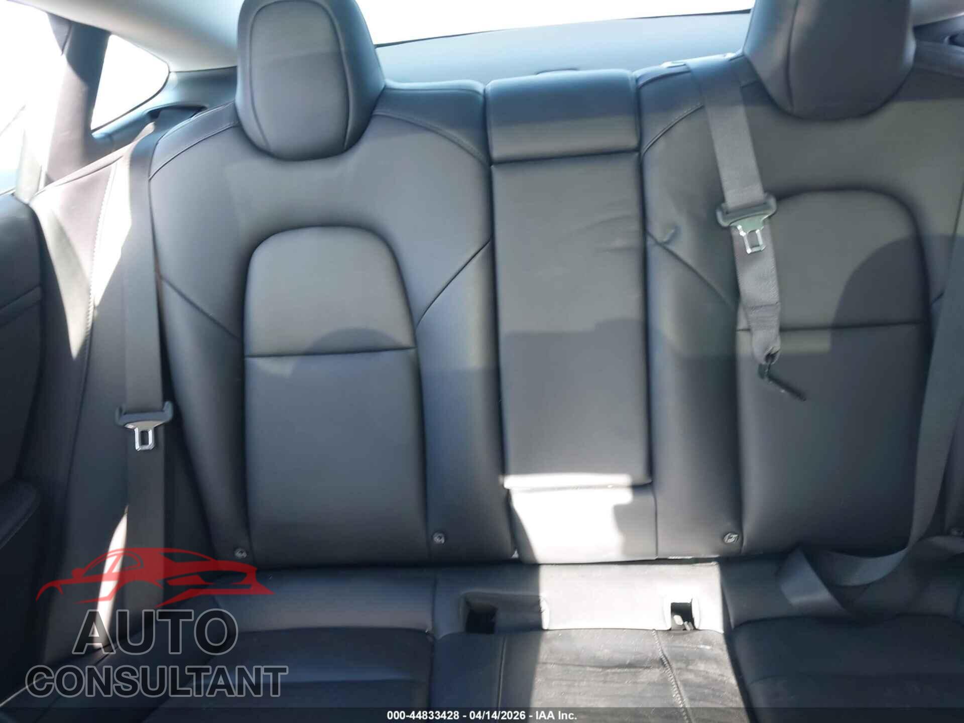 TESLA MODEL 3 2023 - 5YJ3E1EA1PF657391