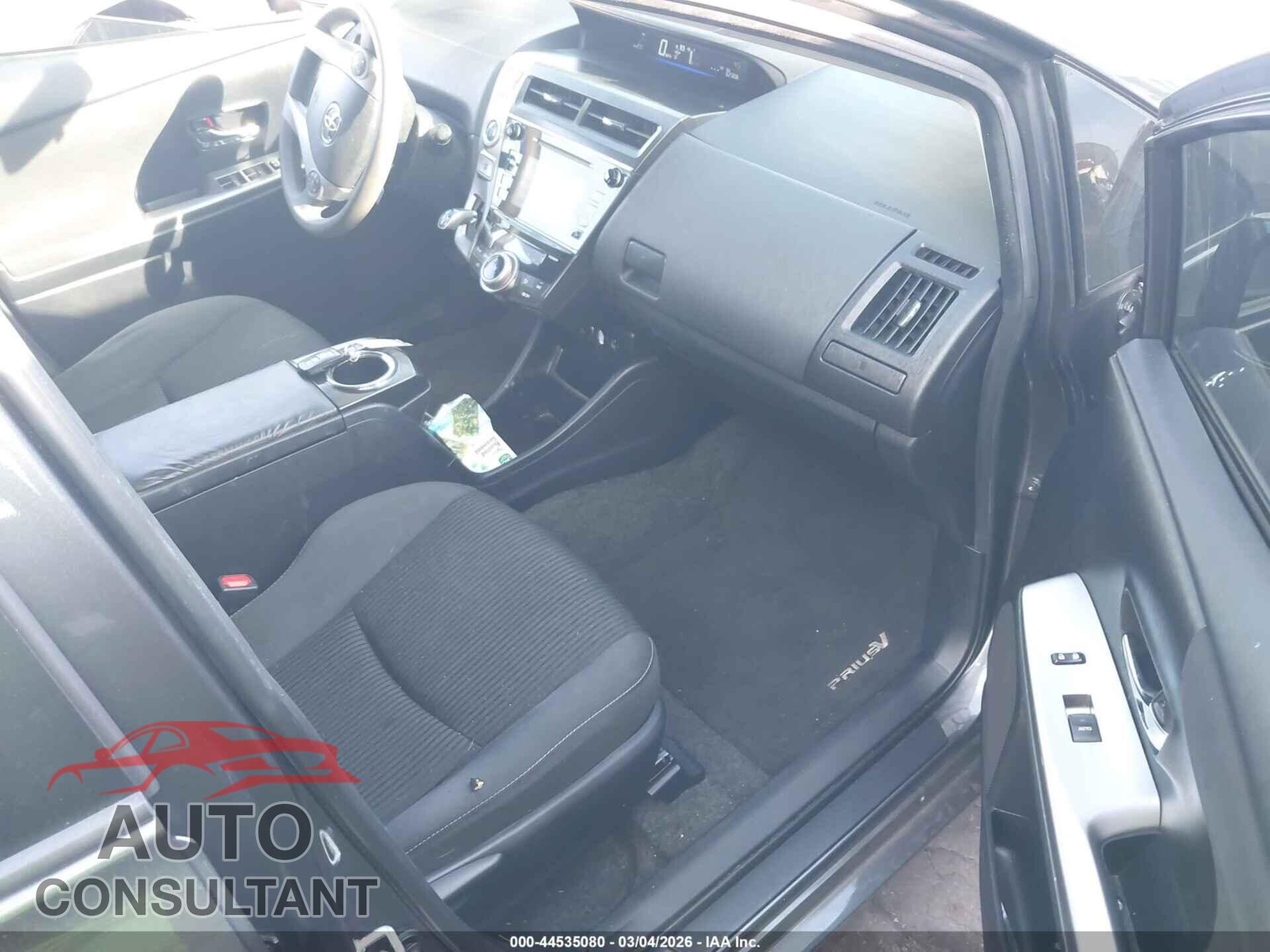 TOYOTA PRIUS V 2017 - JTDZN3EU2HJ070756