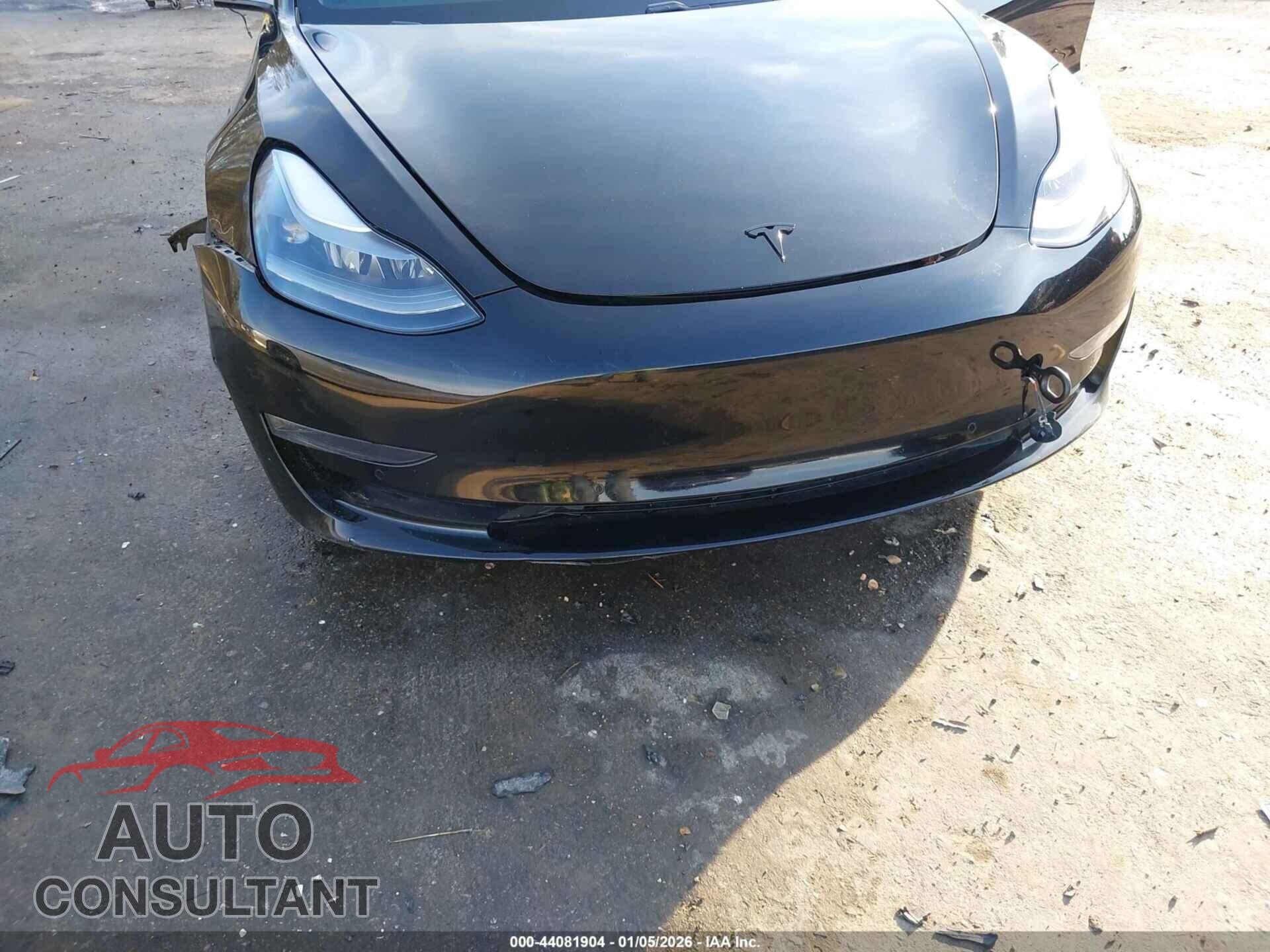 TESLA MODEL 3 2021 - 5YJ3E1EC5MF084606
