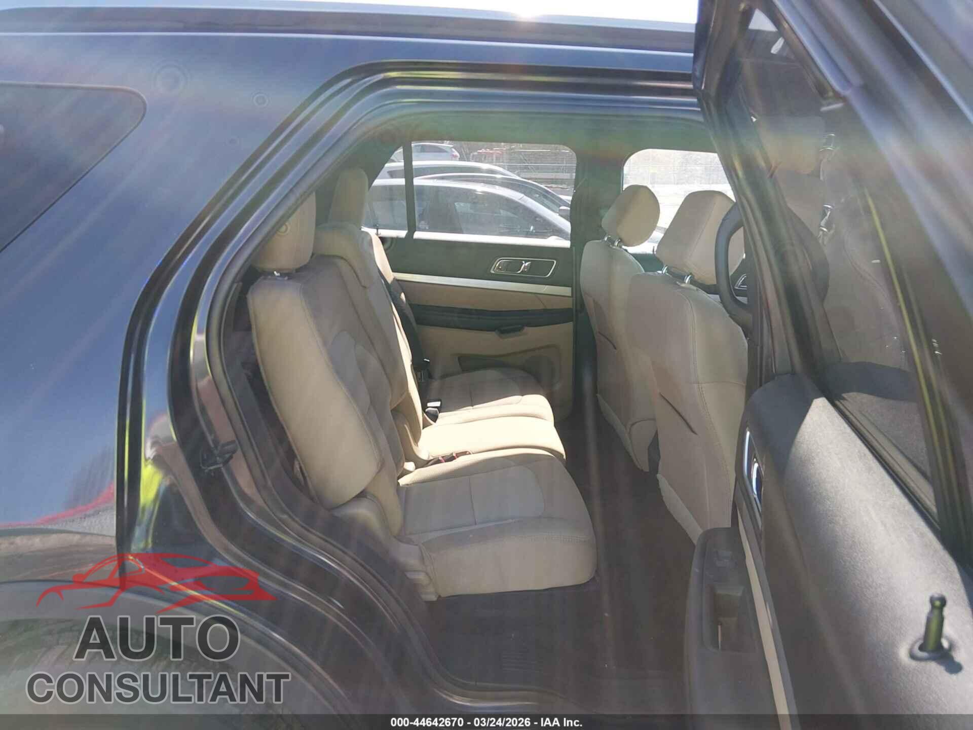 FORD EXPLORER 2017 - 1FM5K8D82HGB05152