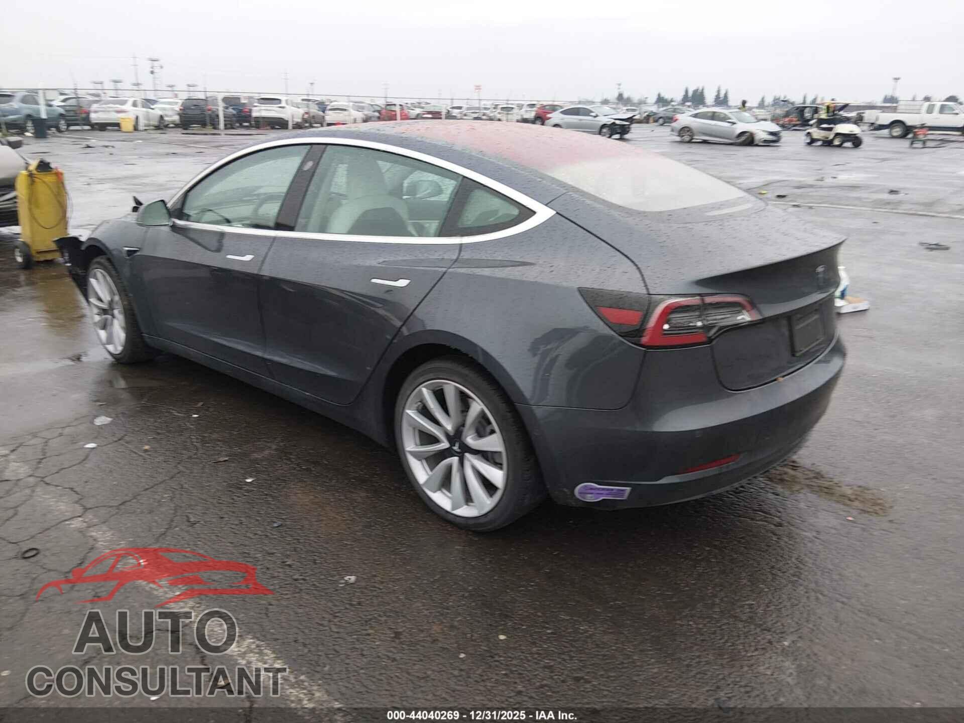 TESLA MODEL 3 2018 - 5YJ3E1EA8JF169207